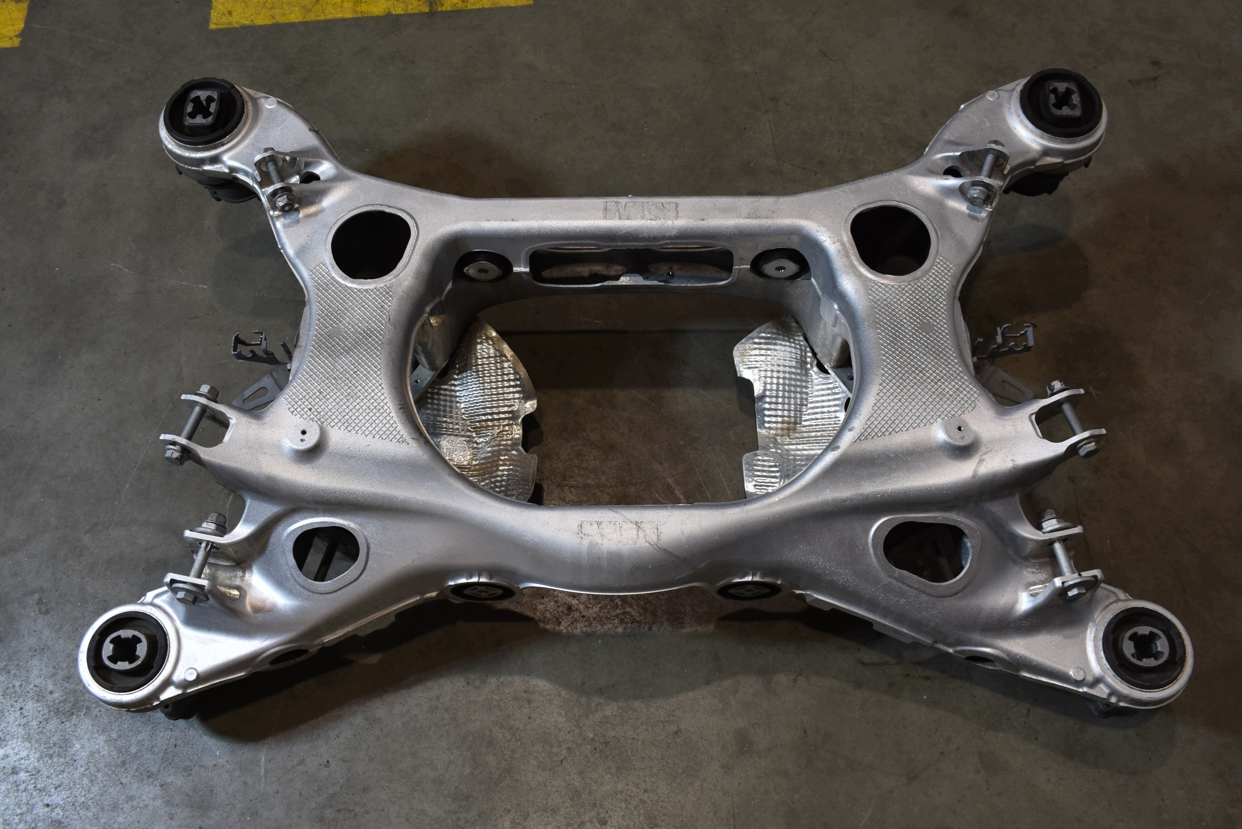 IDEALNY subframe rear part rear PORSCHE PANAMERA 971 971599030AA 1