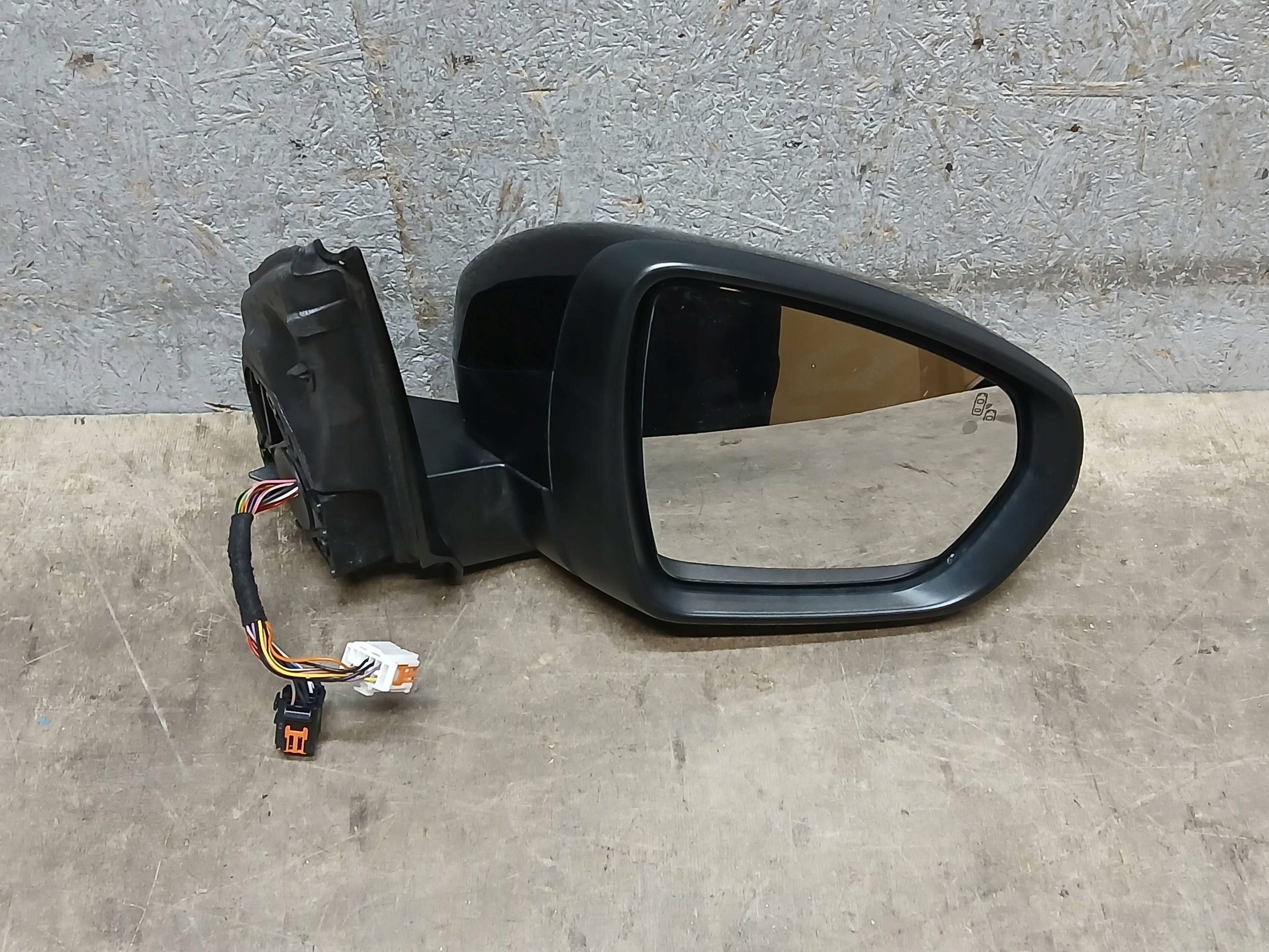 mirror front right PEUGEOT 3008 5008 II 2 16- 11+8PIN