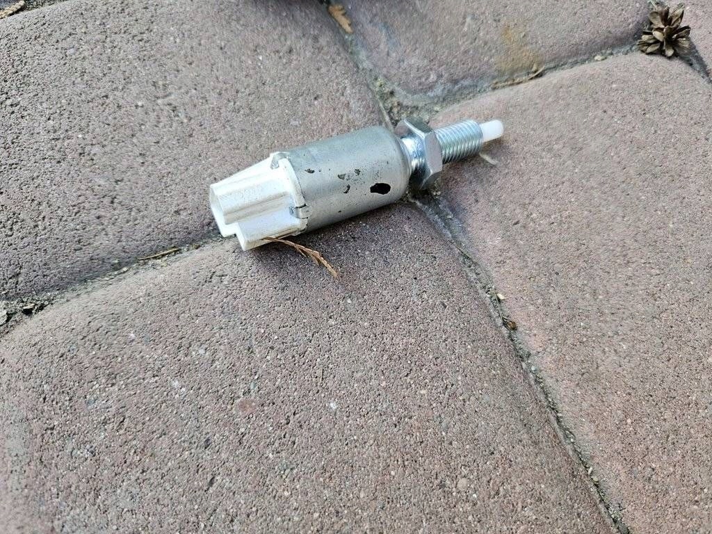 sensore modulo sensor Toyota Aygo X 3921B