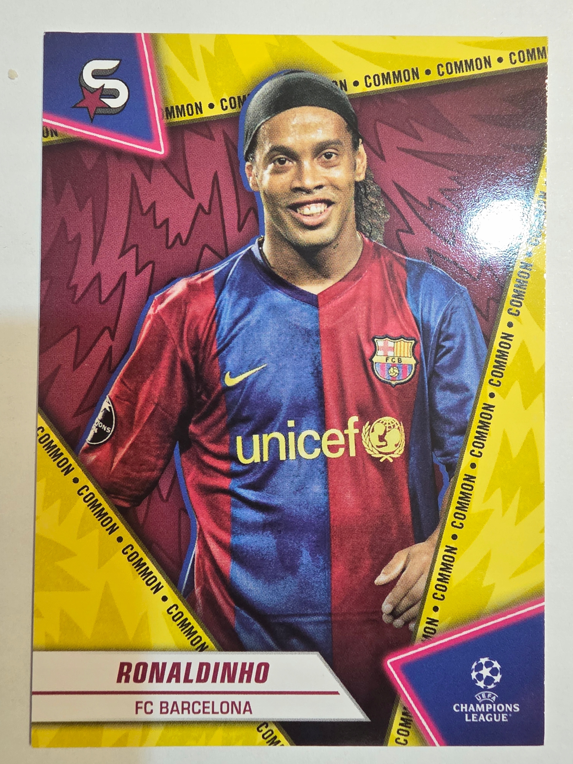 2023-24 Topps Superstars Ronaldinho Legends Fc Barcelona/A