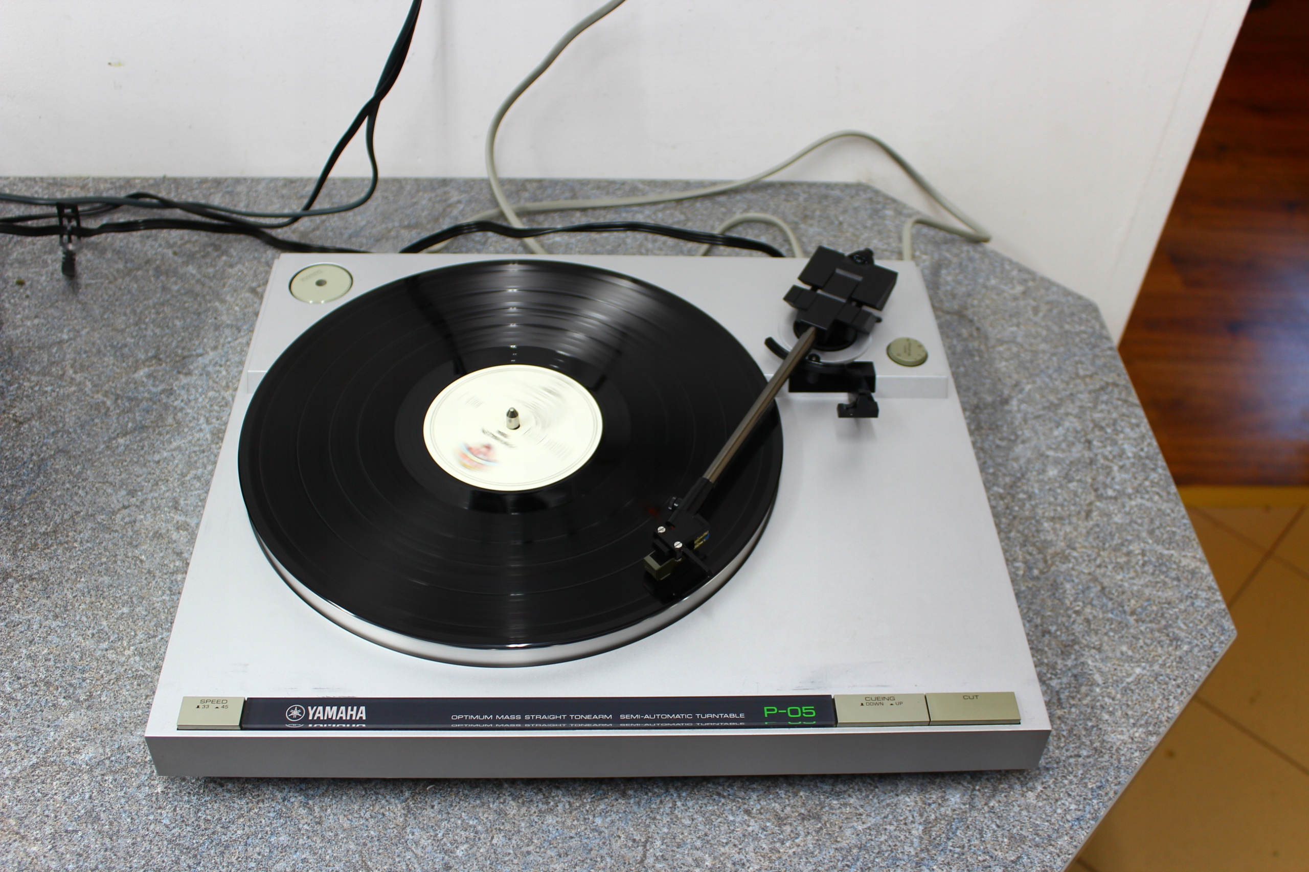 Gramofon Yamaha P-05 * Japan * Dostawa 0 zł EAN (GTIN) 5060833875645