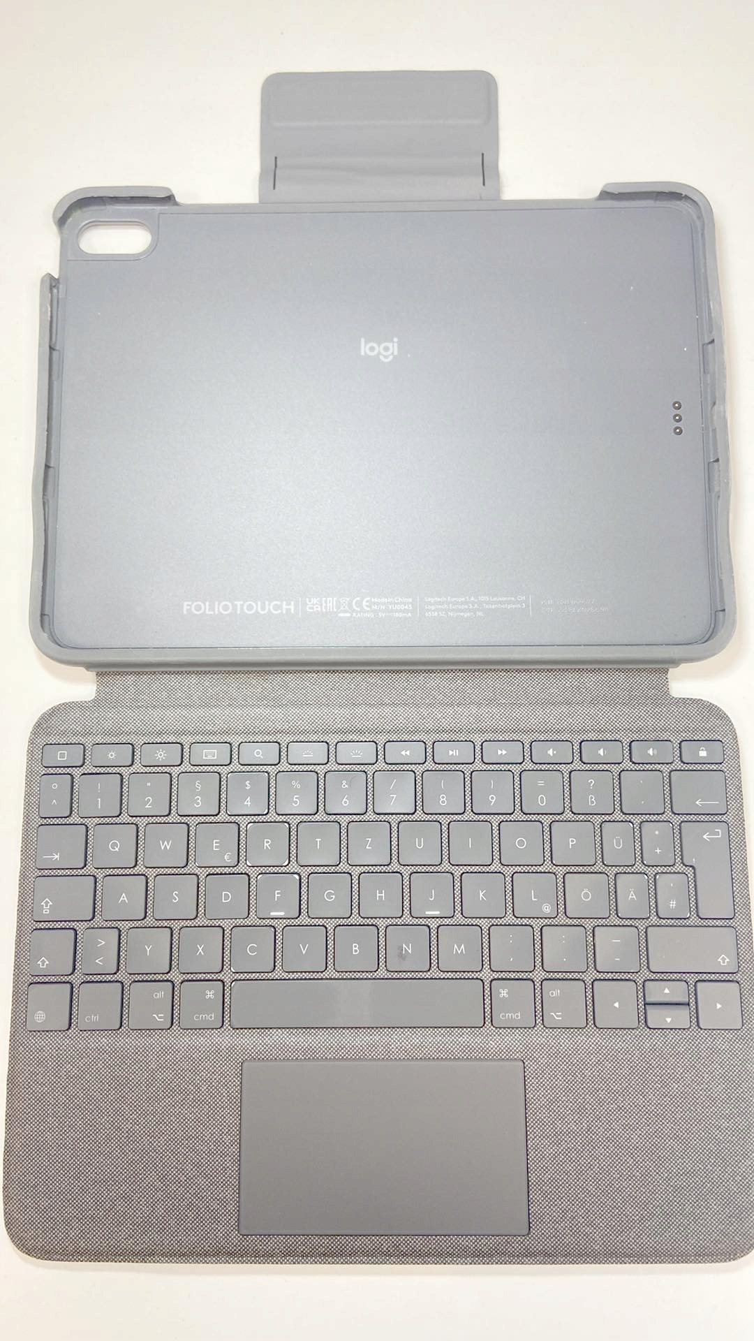 Klawiatura Logitech Folio Touch 920-009968 QWERTZ 31A230 Producent Logitech