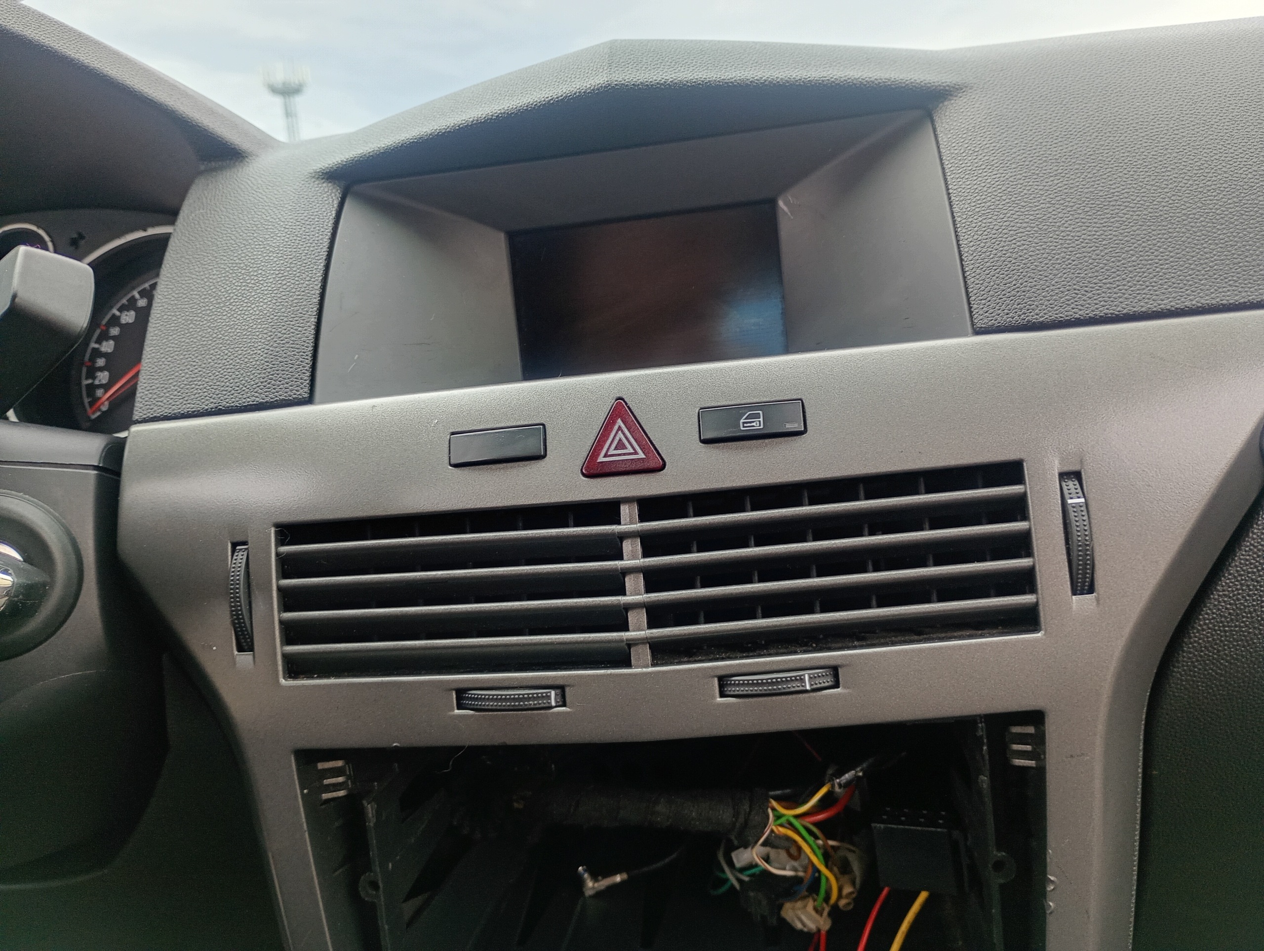 grid air conditioning devices air central z frame Opel Astra H GTC FL 05-10