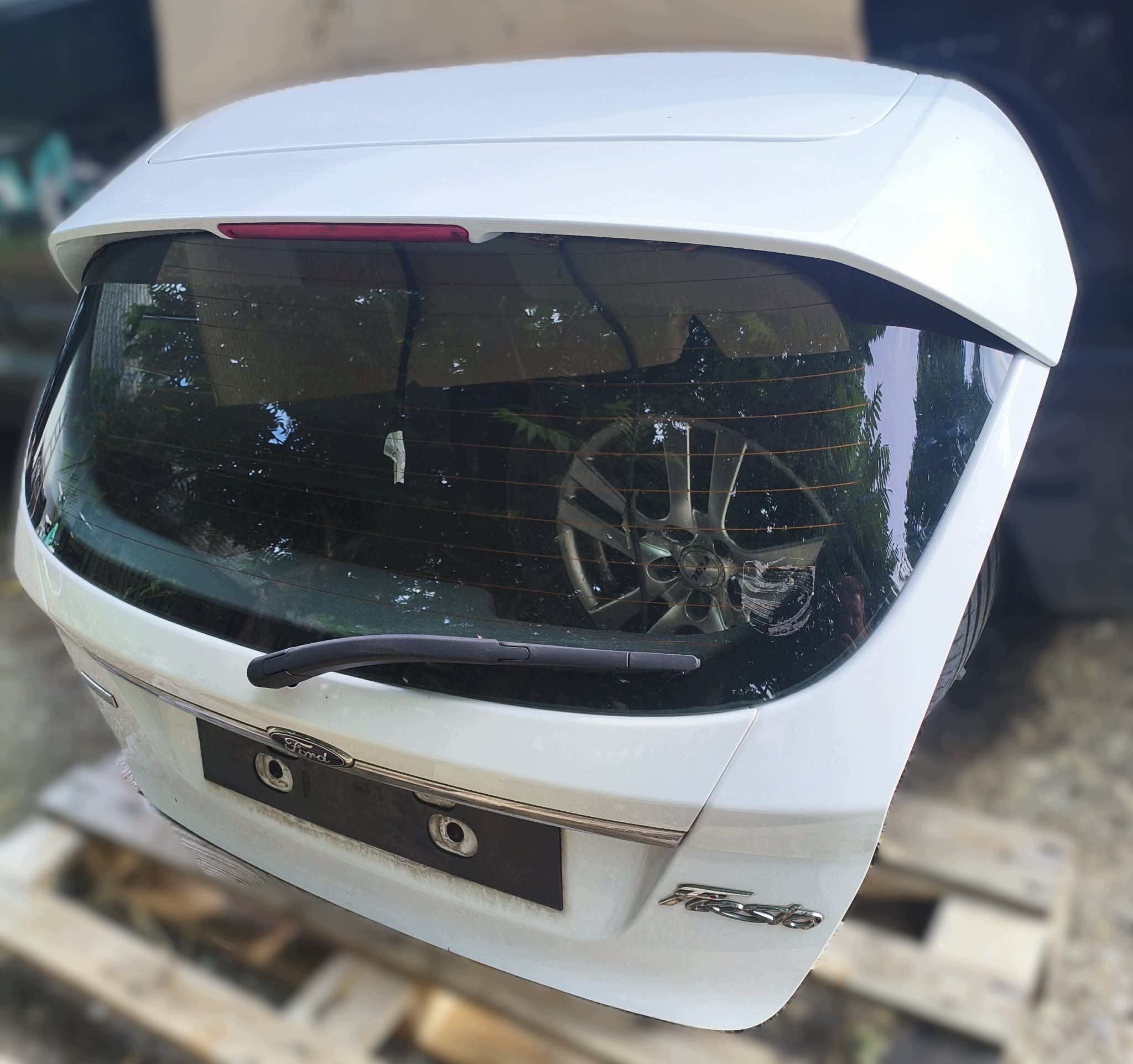 FORD FIESTA MK7 LIFT 2016 boot doors BIALA HC