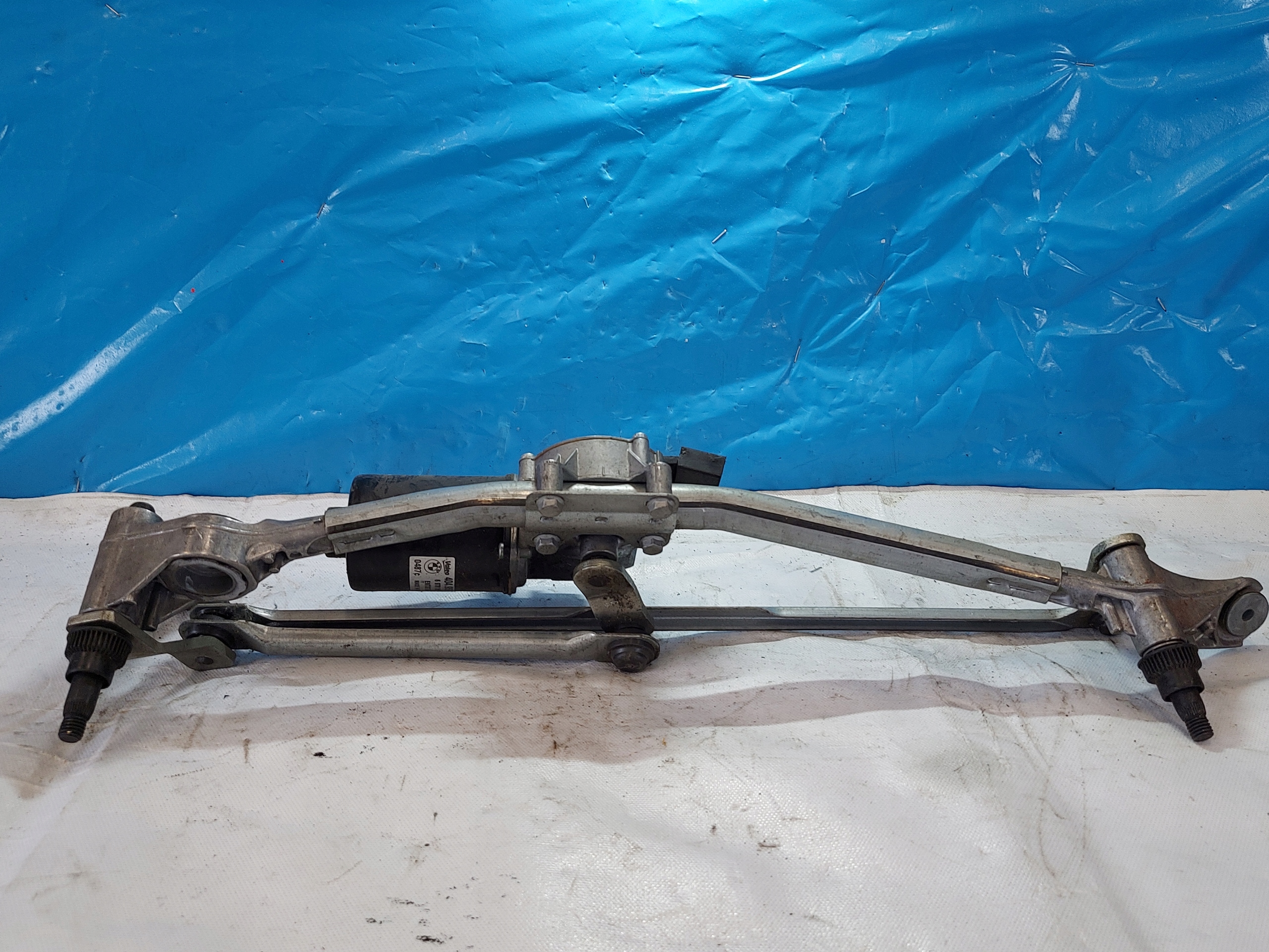 mechanismus stěračů BMW E92 7161711 předek