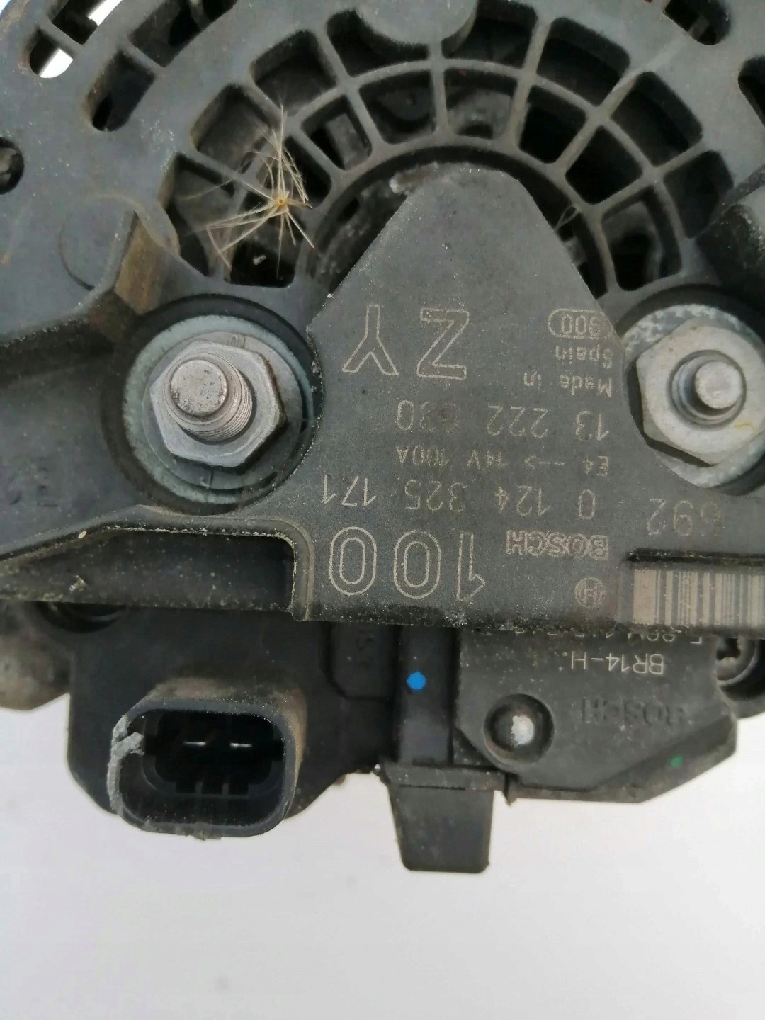 OPEL CORSA D alternator 13222830