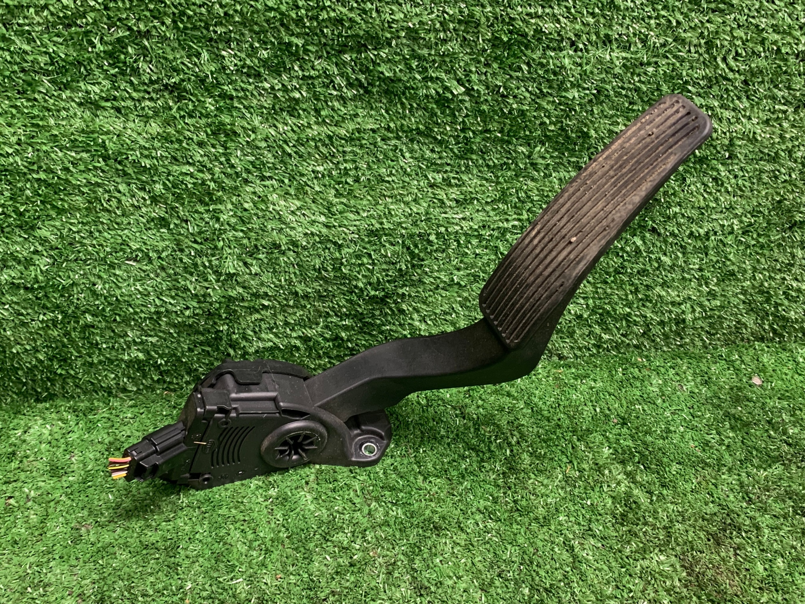 Chrysler 300C pedala gasa potenciometar 04861714AB