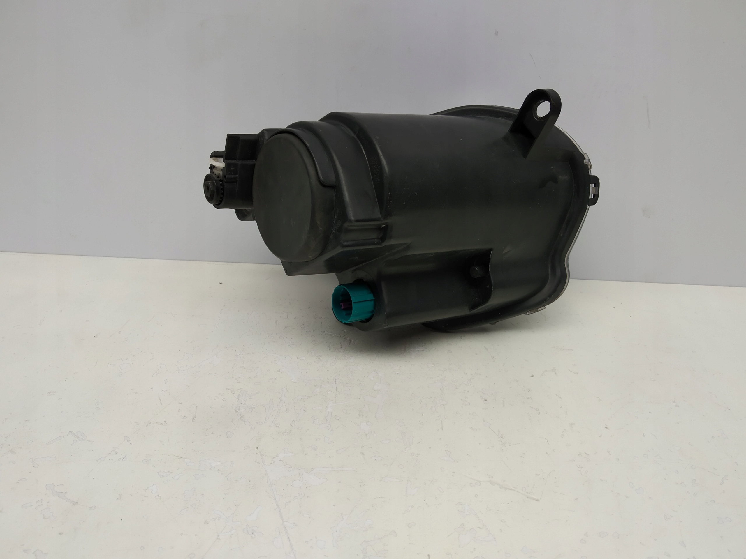 2007r- Fiat 500 fog light reflektor lower DRL light front left light