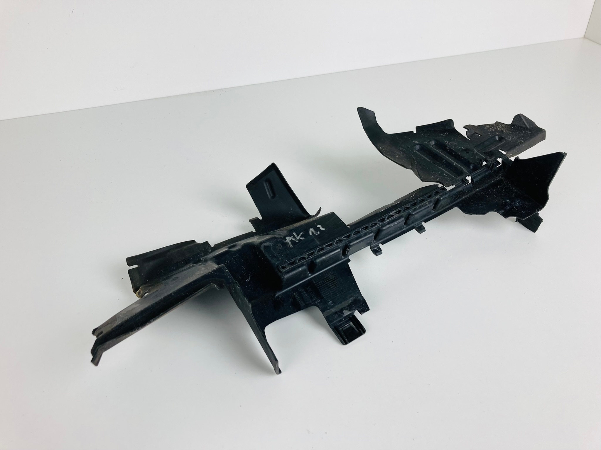 ASTRA K V LIFT 1.5D luftansaugkanal 39227491