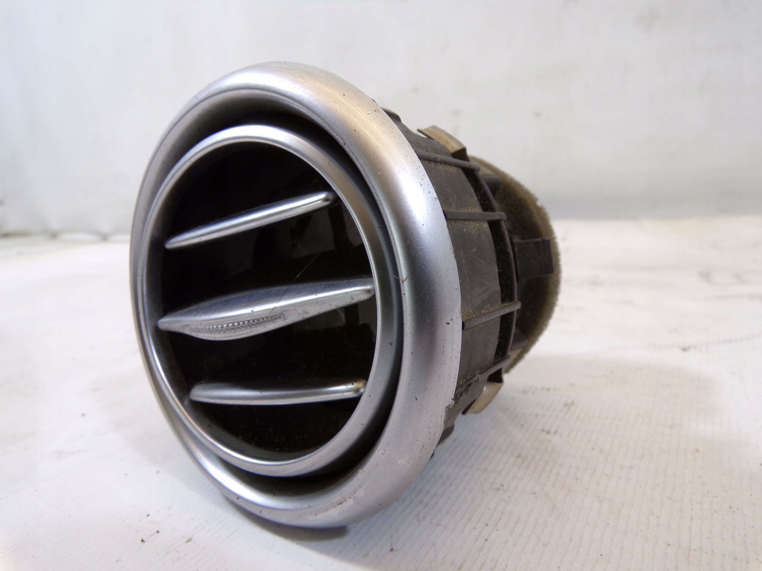 grid air conditioning devices right MERCEDES W217 (1)