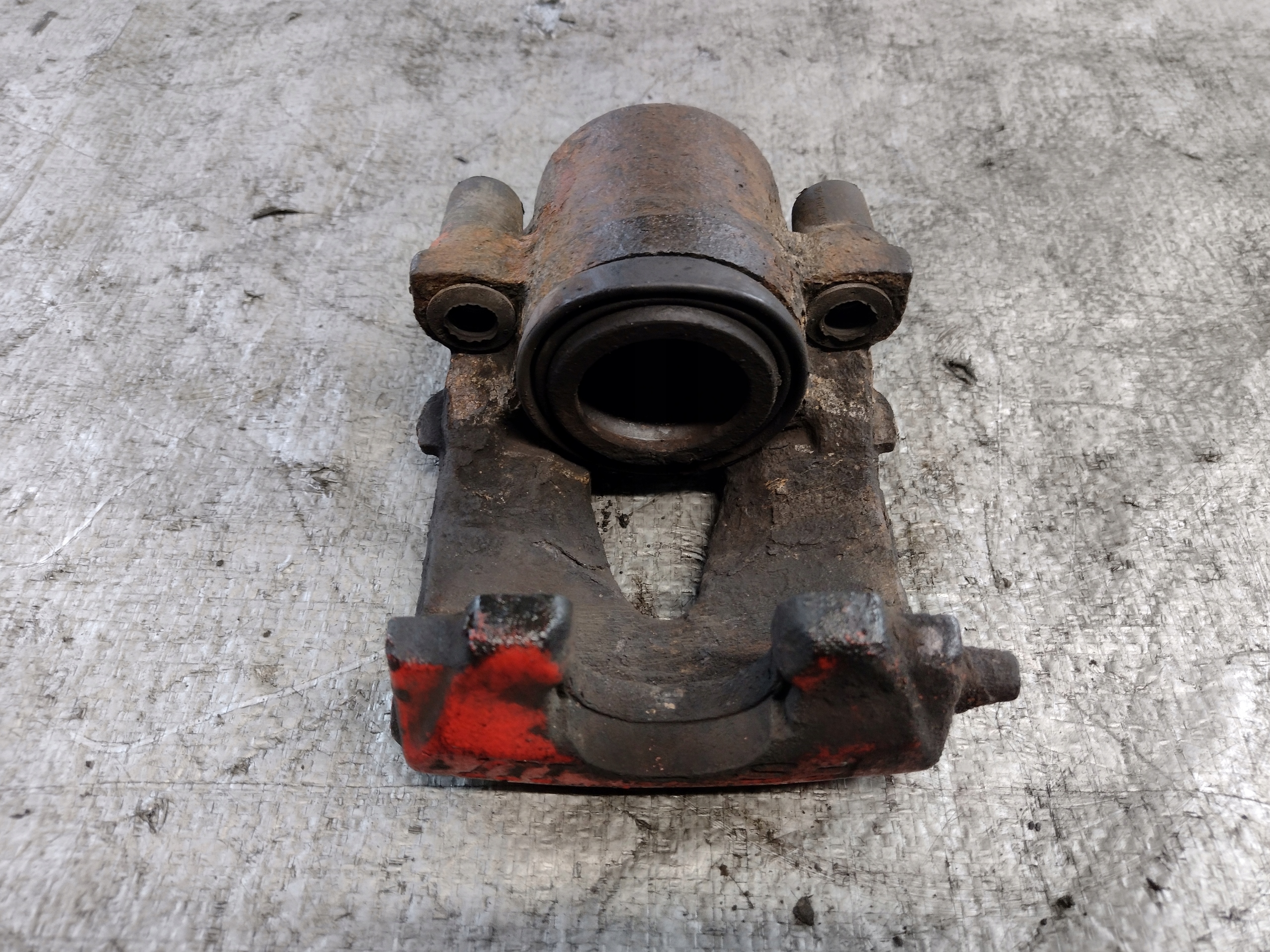 caliper left front Volkswagen Golf V 5 1,9TDI