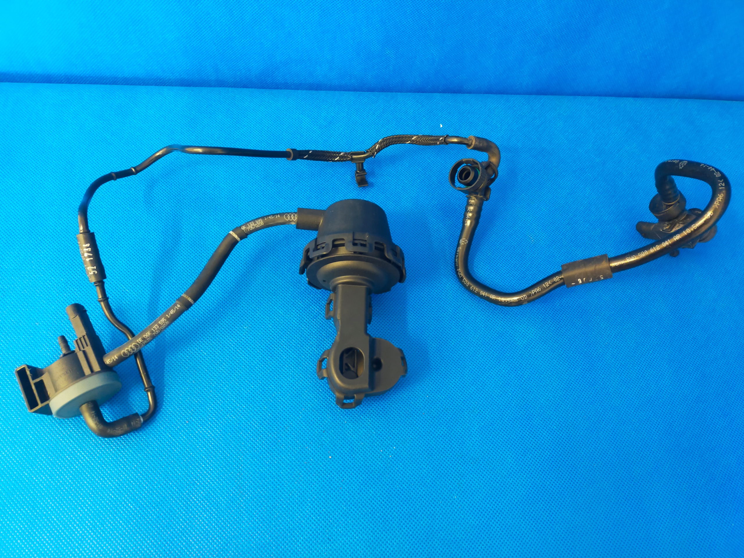 5Q0612041AR 06H906283F - VW GOLF VII R ВАКУУМНАЯ ТРУБКА ГРУША 15R