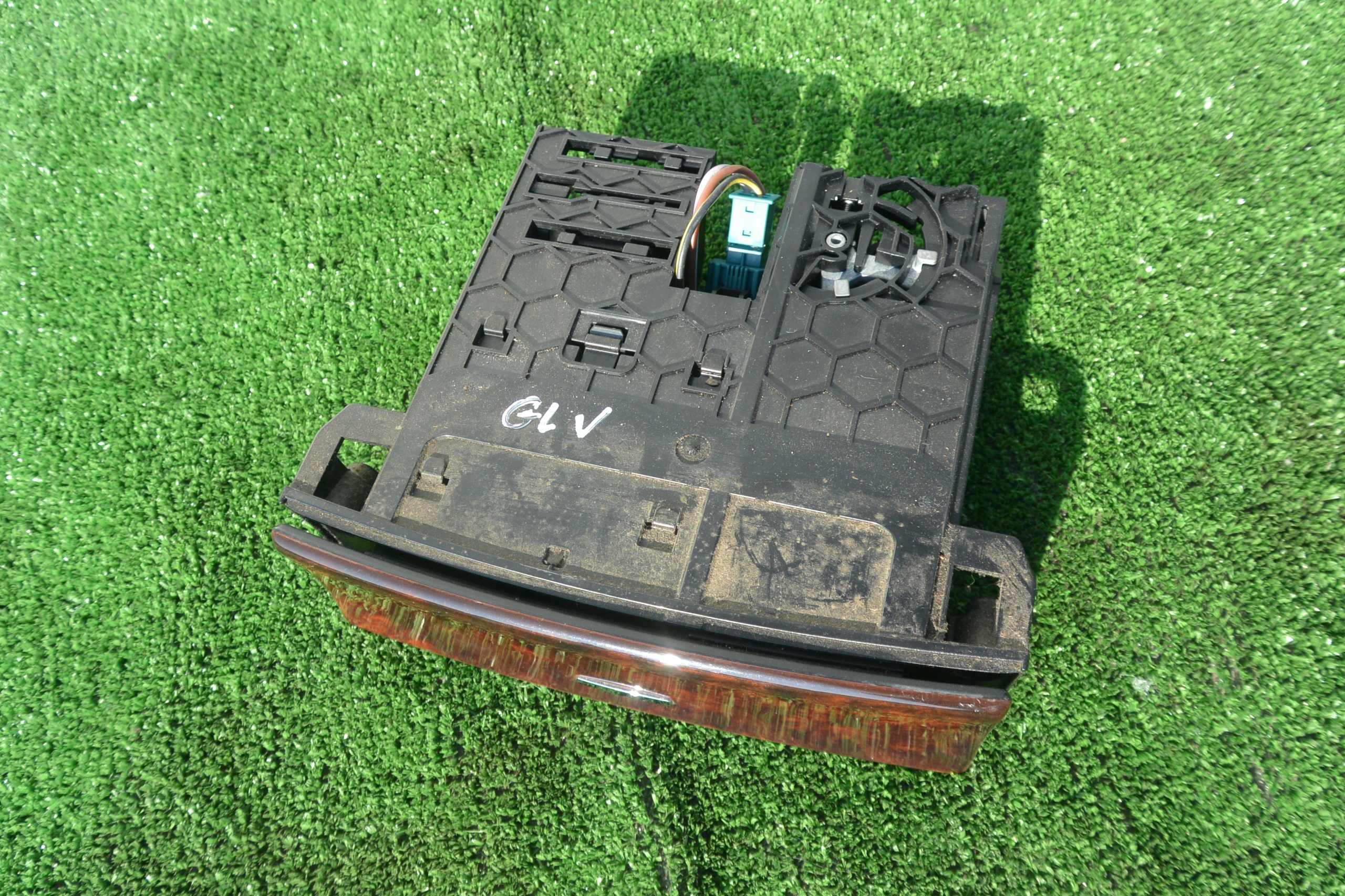 passenger compartment ashtray MERCEDES GL X164 ML W164
