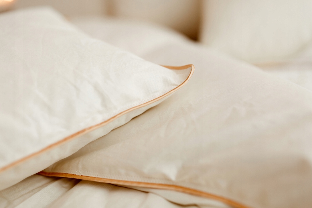 KOŁDRA PUCHOWA 220x200 PUCH GĘSI 3 kg 2 KOLORY Materiał wypełnienia puch