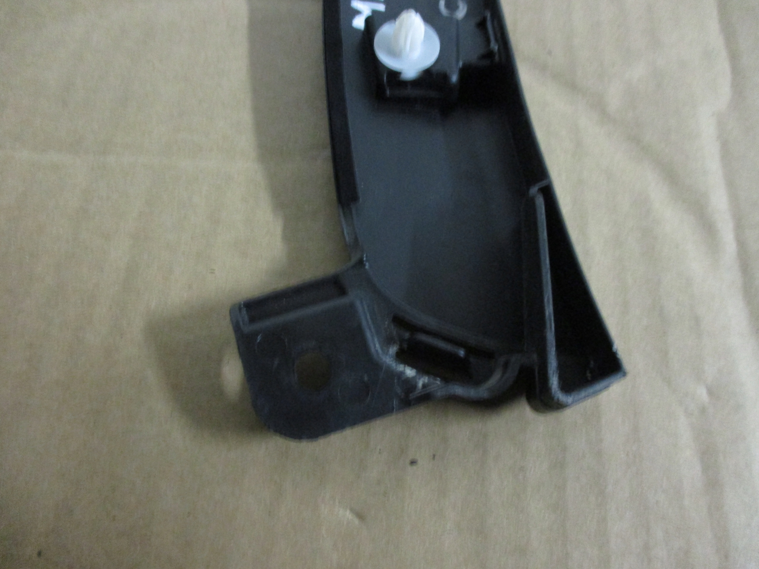 moulding door right rear part rear Mitsubishi Eclipse Cross 2017r 5757A542