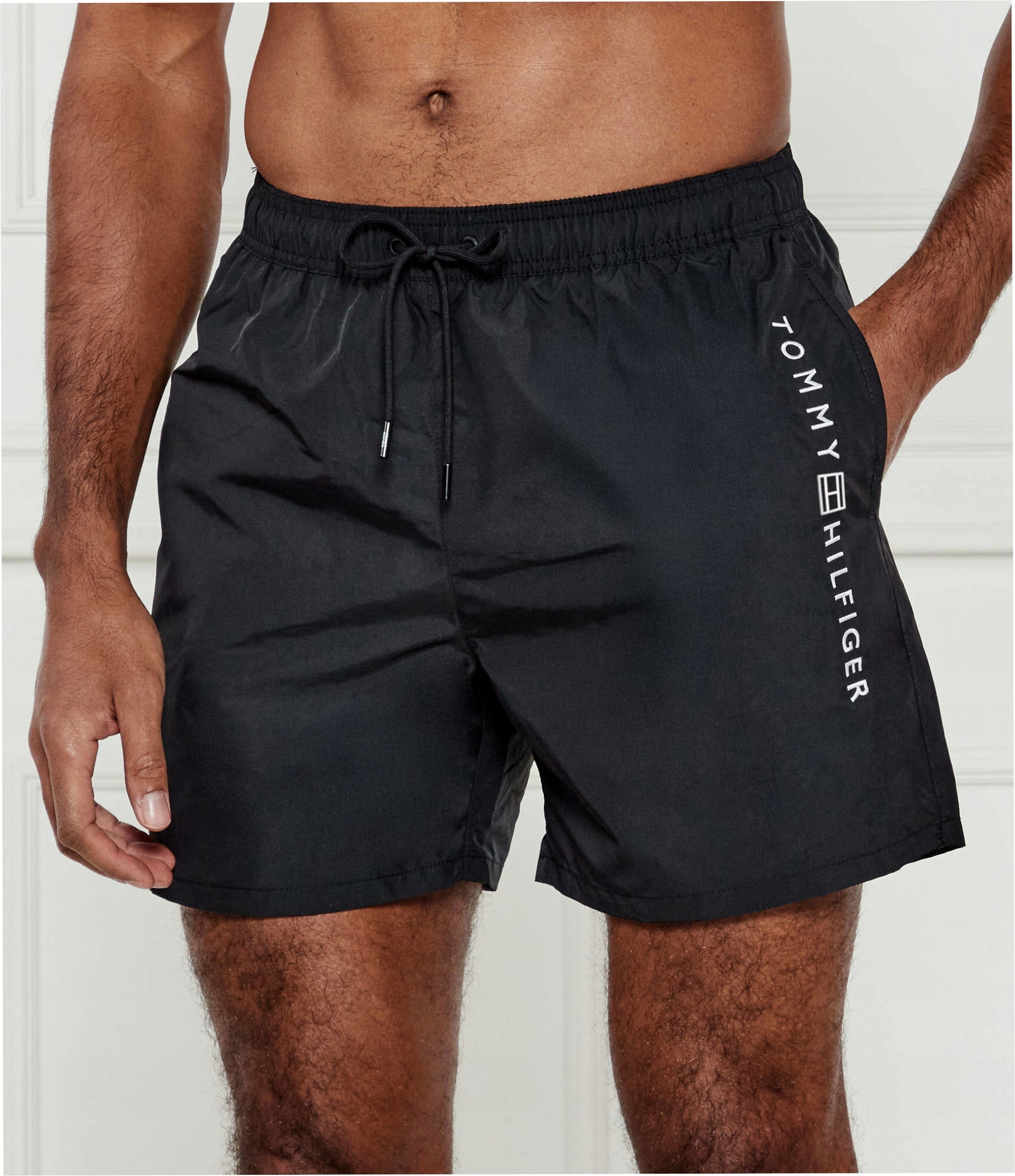 Kraťasy Tommy Hilfiger černé XL polyester krátké s logem