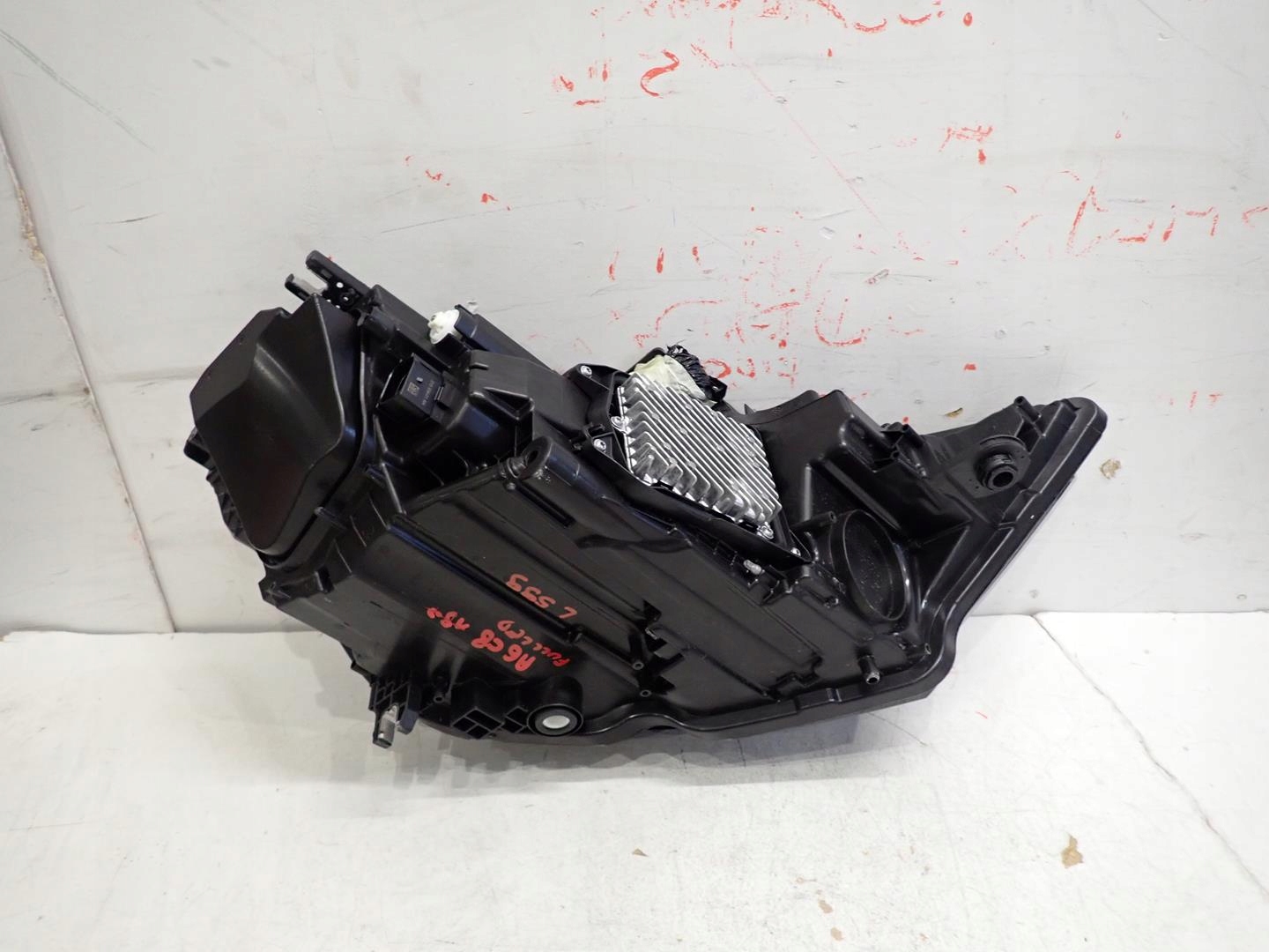 light front right left AUDI A6 C8 2018- FULL LED MATRIX 4K0941039