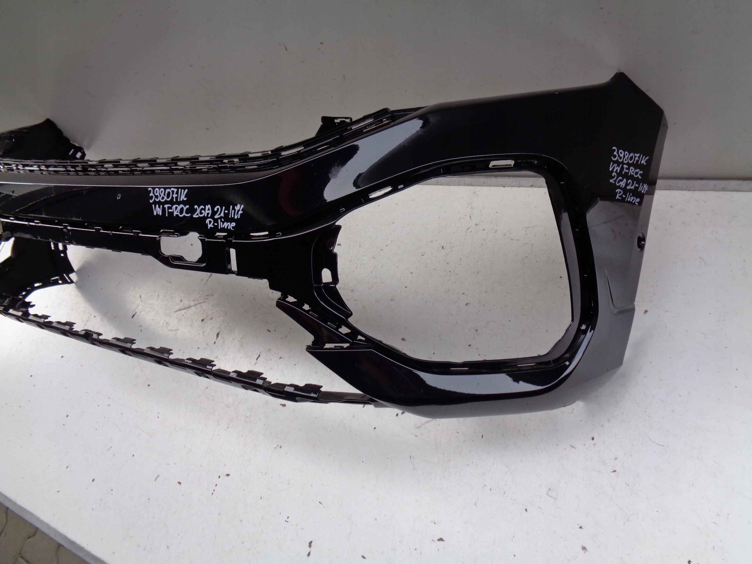 front bumper VW T-ROC 2GA 21- LIFT R-LINE NR 39807