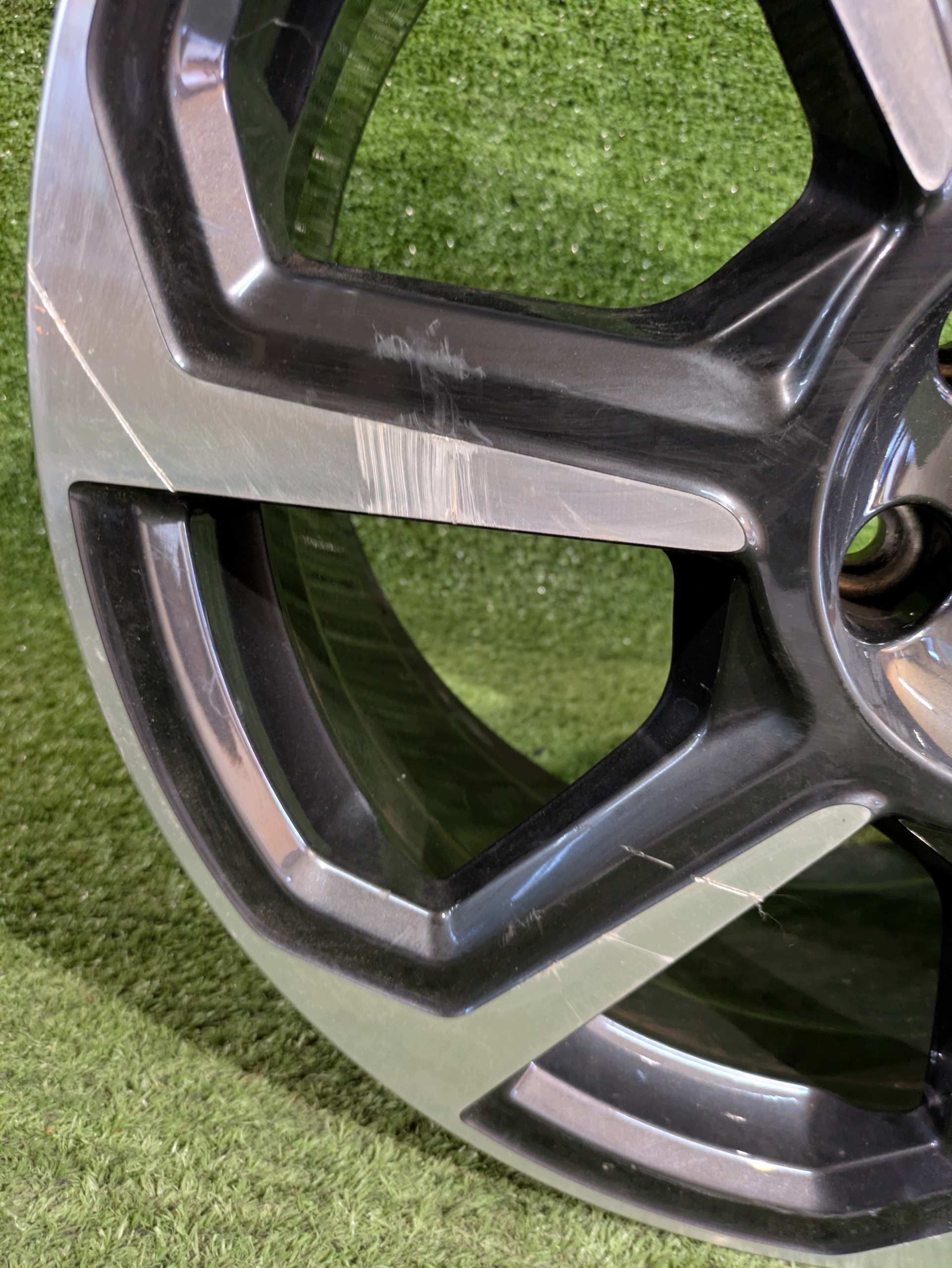 disk disk hliníkový AUDI A1 18" x 7.5J ET46 NR.F341