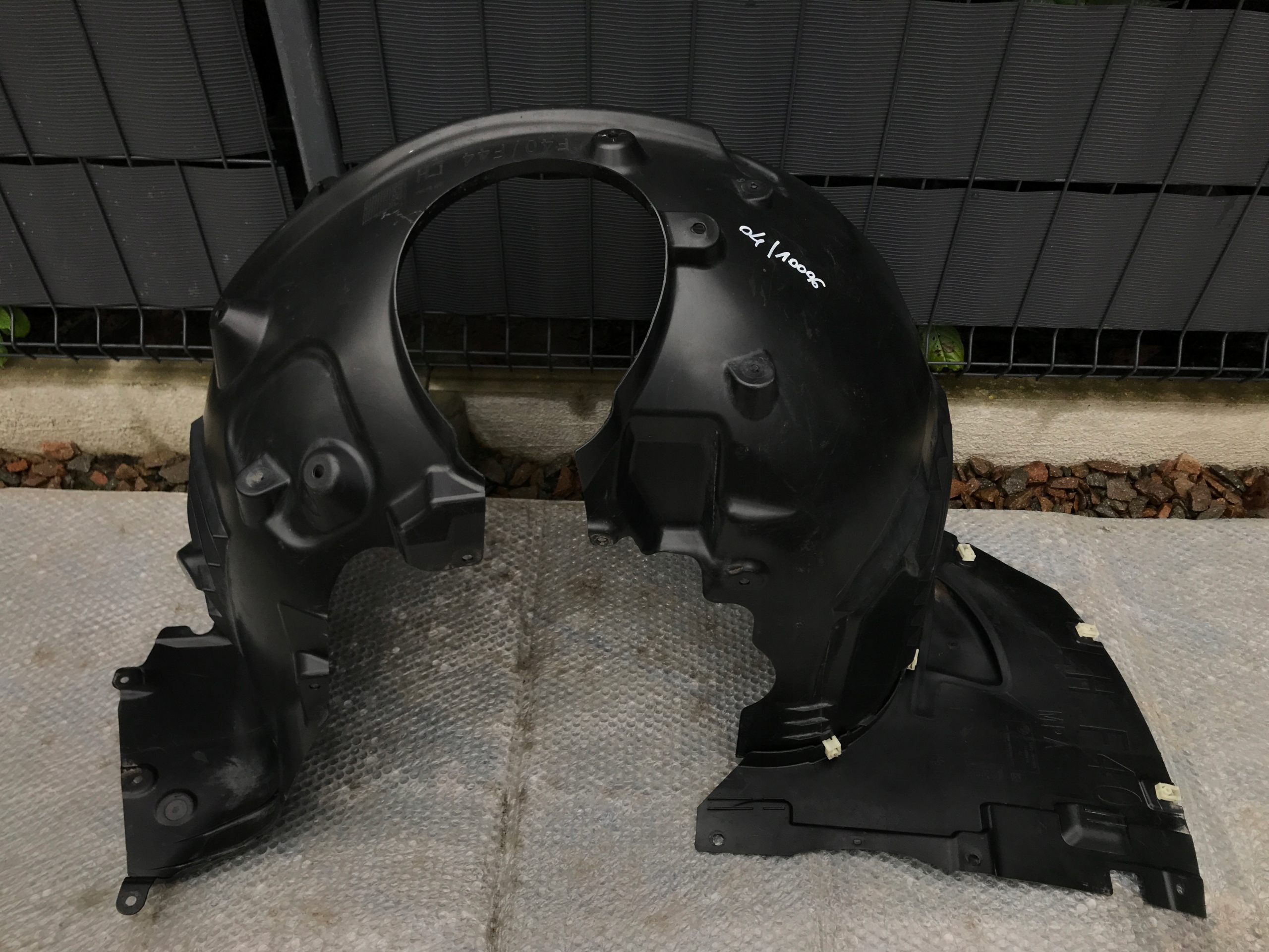 BMW 1 F40 F44 LEWE NADKOLE PRZÓD PRZEDNIE 2019-