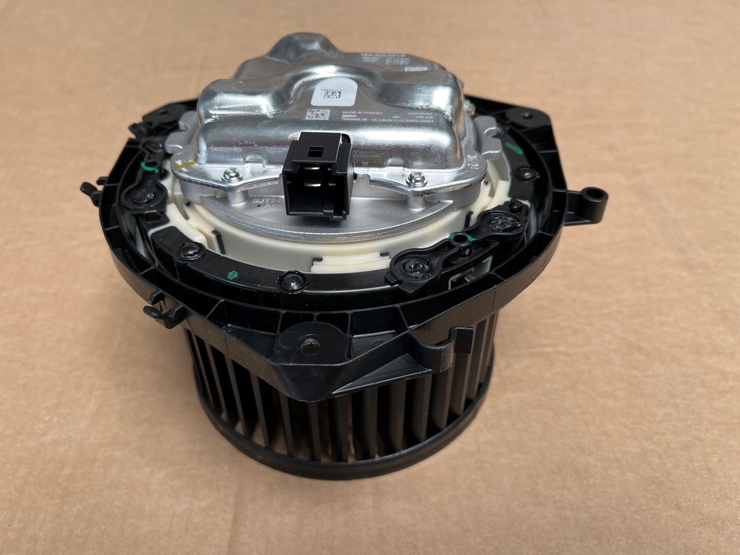 vw Audi Q4 ID7 ELROQ ENYAQ моторчик печки 1EA820021B oem