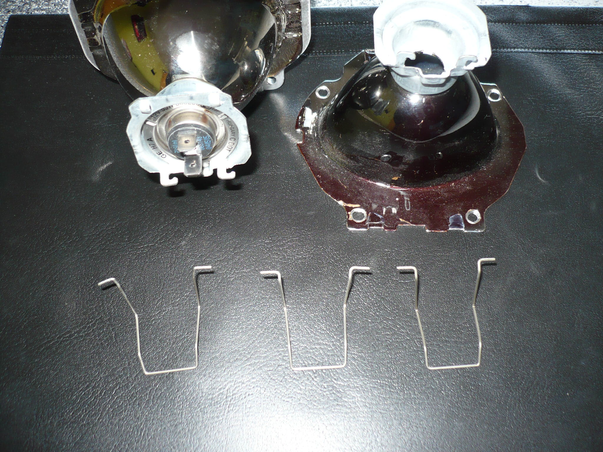 MOCOWANIE ŻARÓWKI sprężynka drucik VALEO