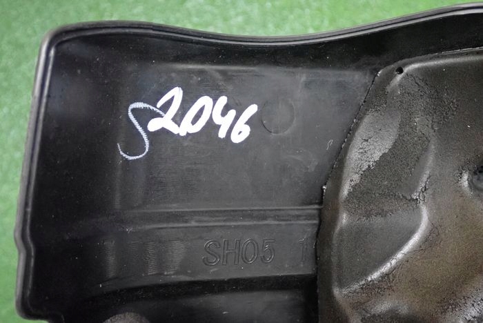 MAZDA CX-5 CX5 2.2d 12-17 cover for engine