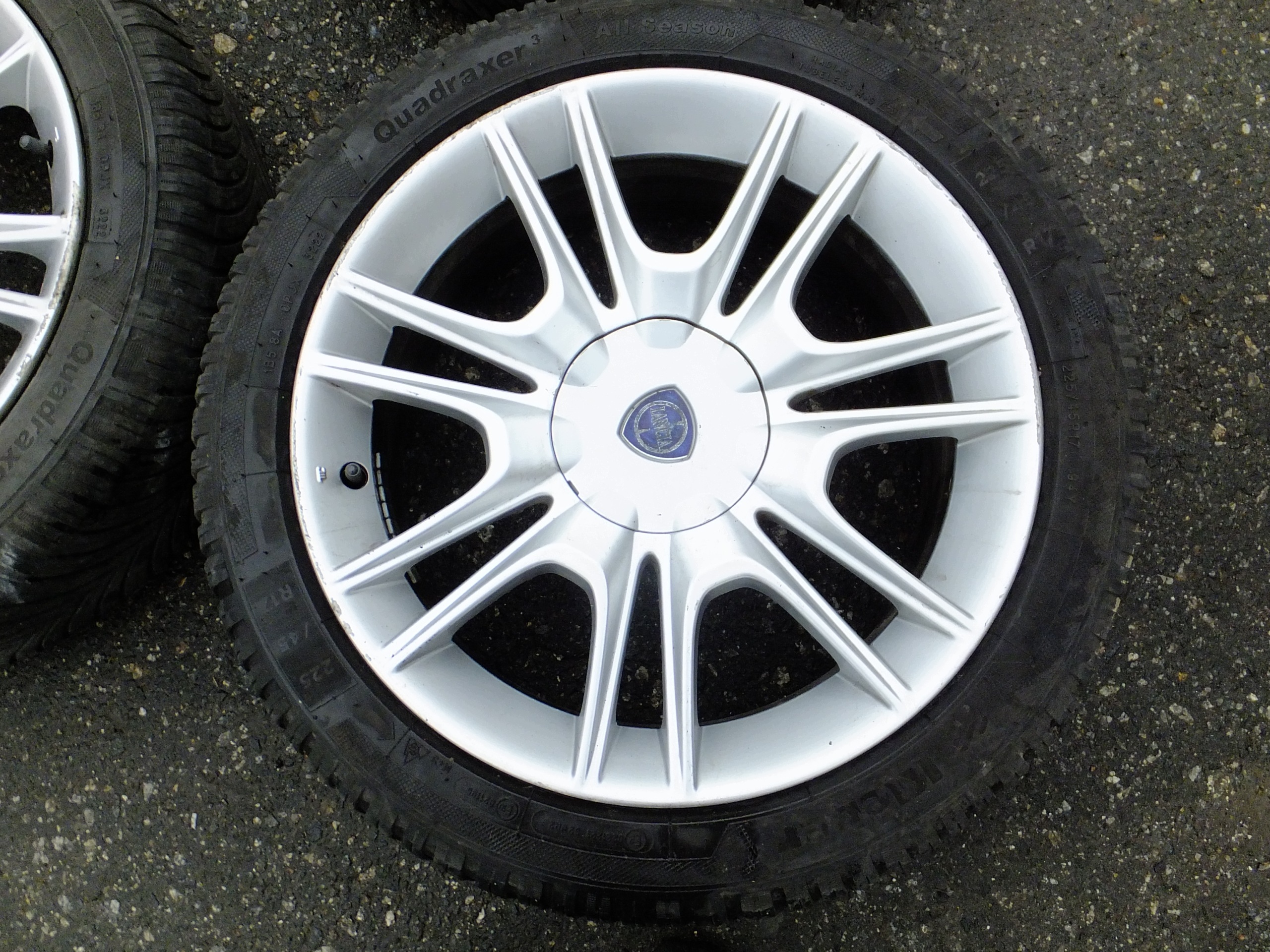 discs aluminium 18'' tyres lancia delta III 2012r 735477994