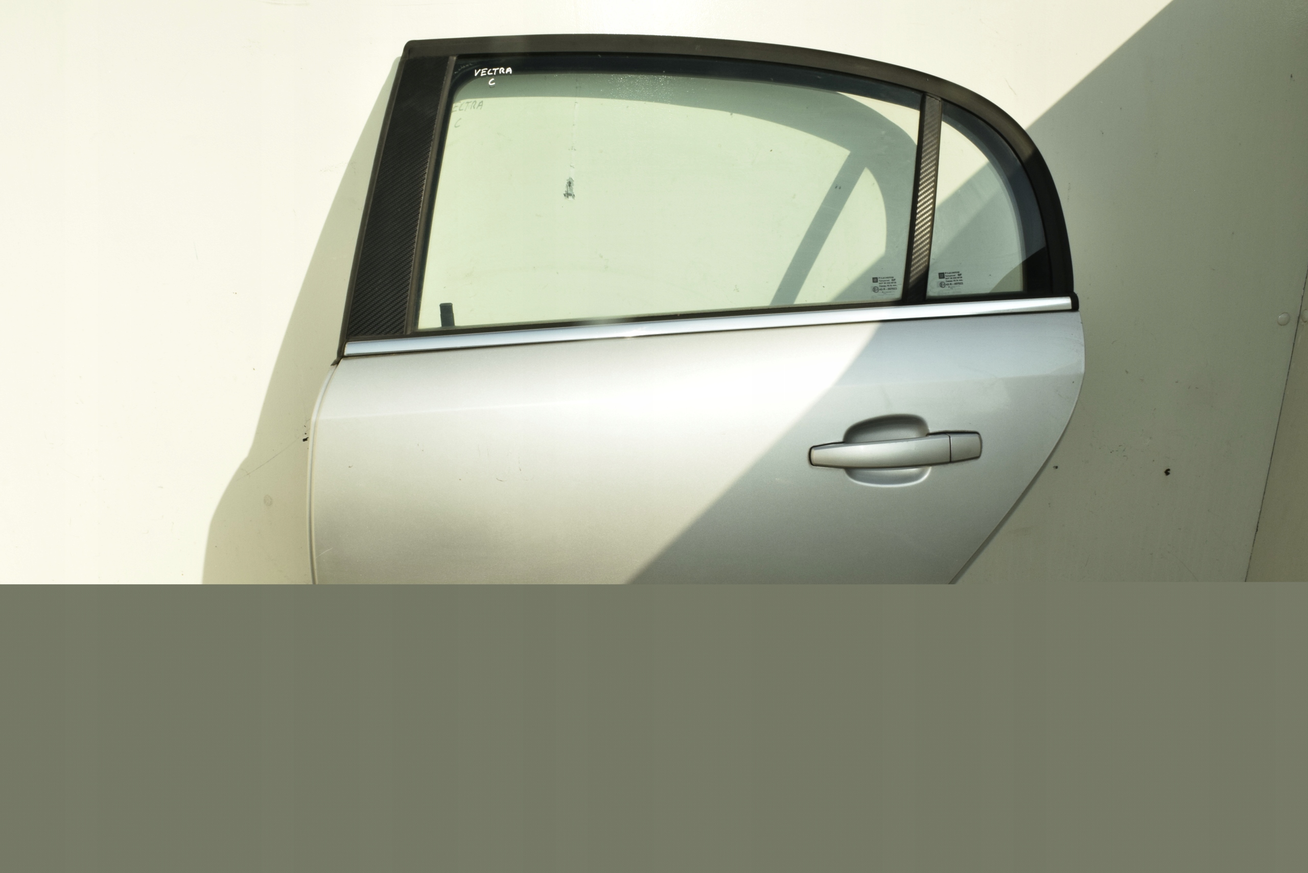OPEL VECTRA C SEDAN DRZWI LEWE TYŁ TYLNE