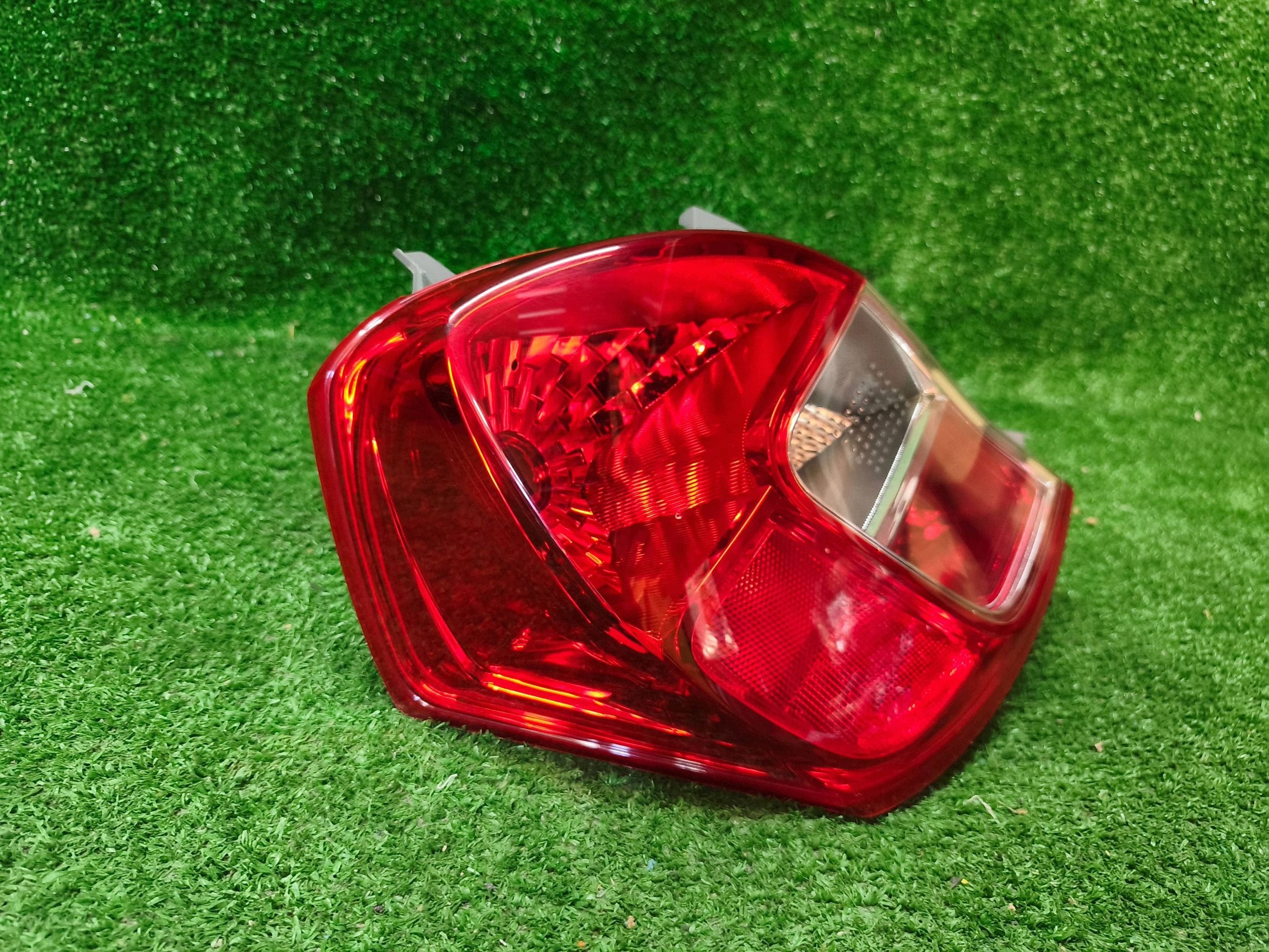 light rear part rear left SUZUKI CELERIO 14- NR.243