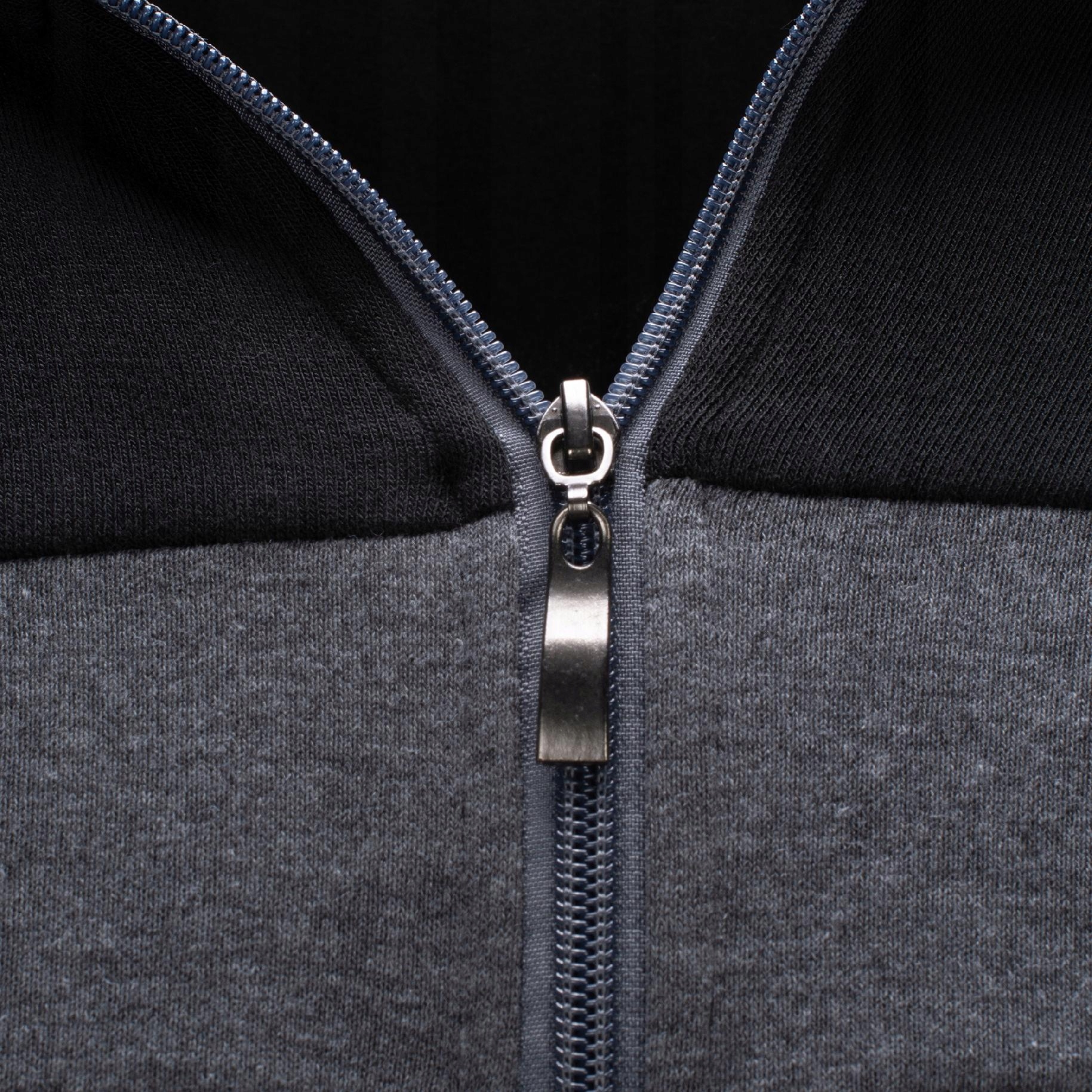 R2574 r. L GŁADKA ROZPINANA BLUZA Z KAPTUREM Rodzaj rozpinane z kapturem