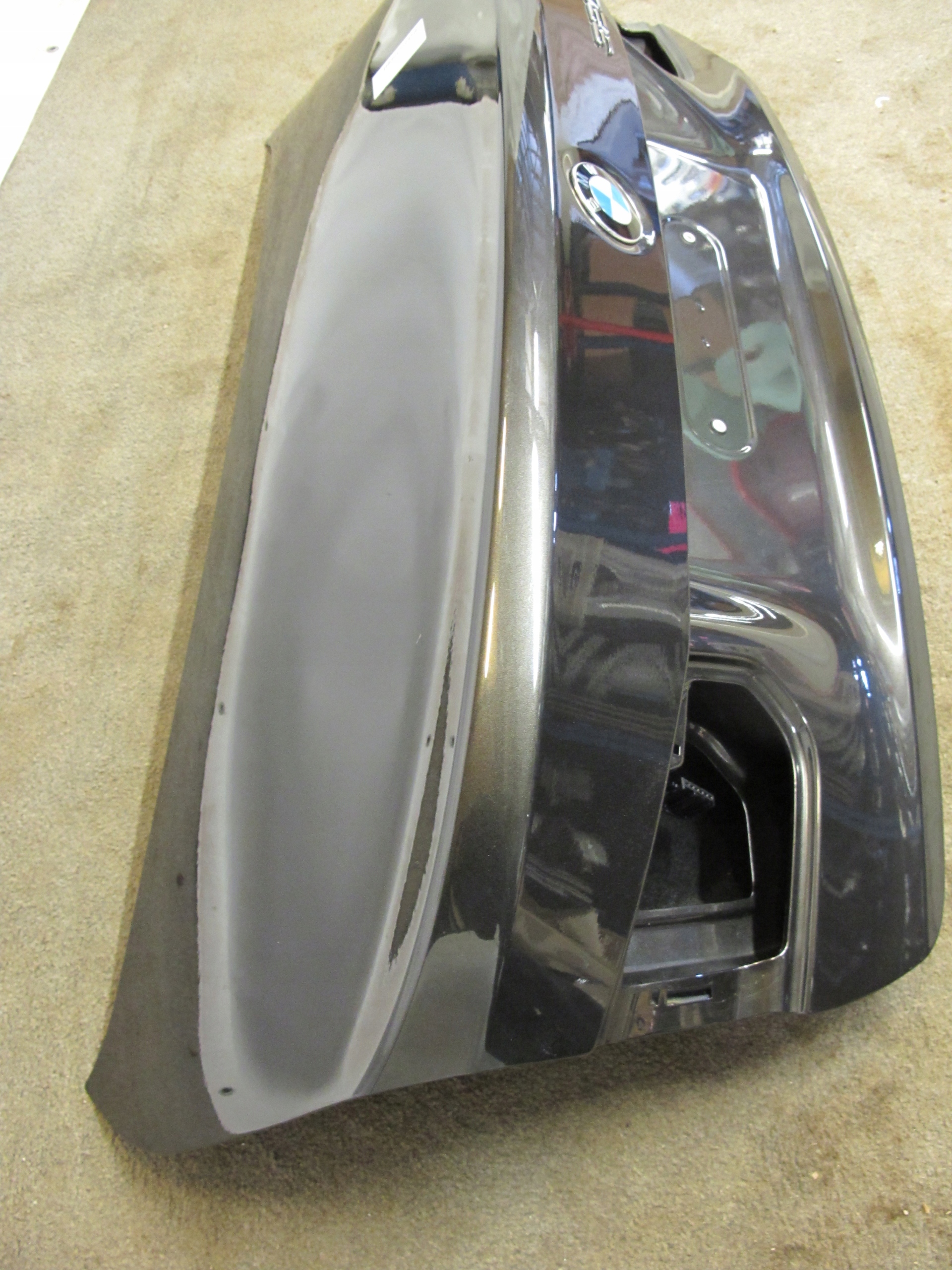 KLAPA TYŁ POKRYWA BMW F30 B65 Producent części BMW OE