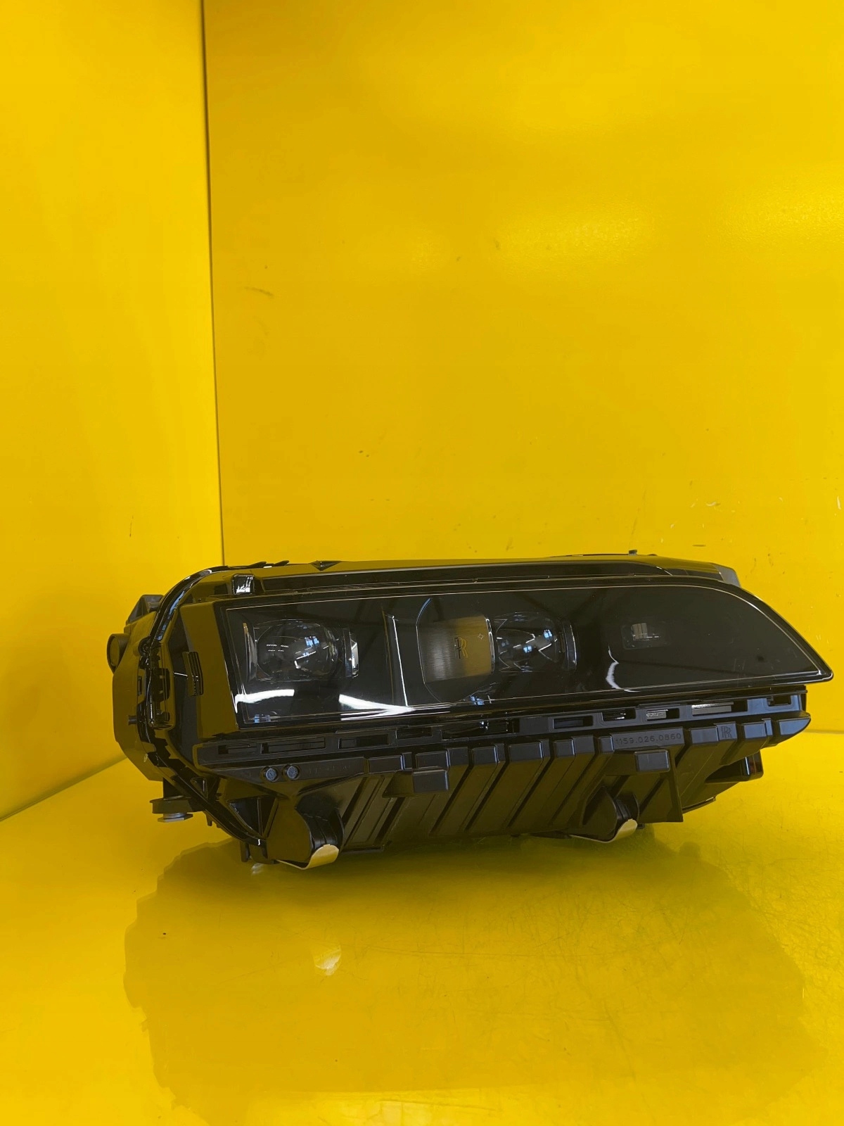 light right left Rolls-Royce Spectre 5A79533-01 5A79534-01 5A16546 5A16545