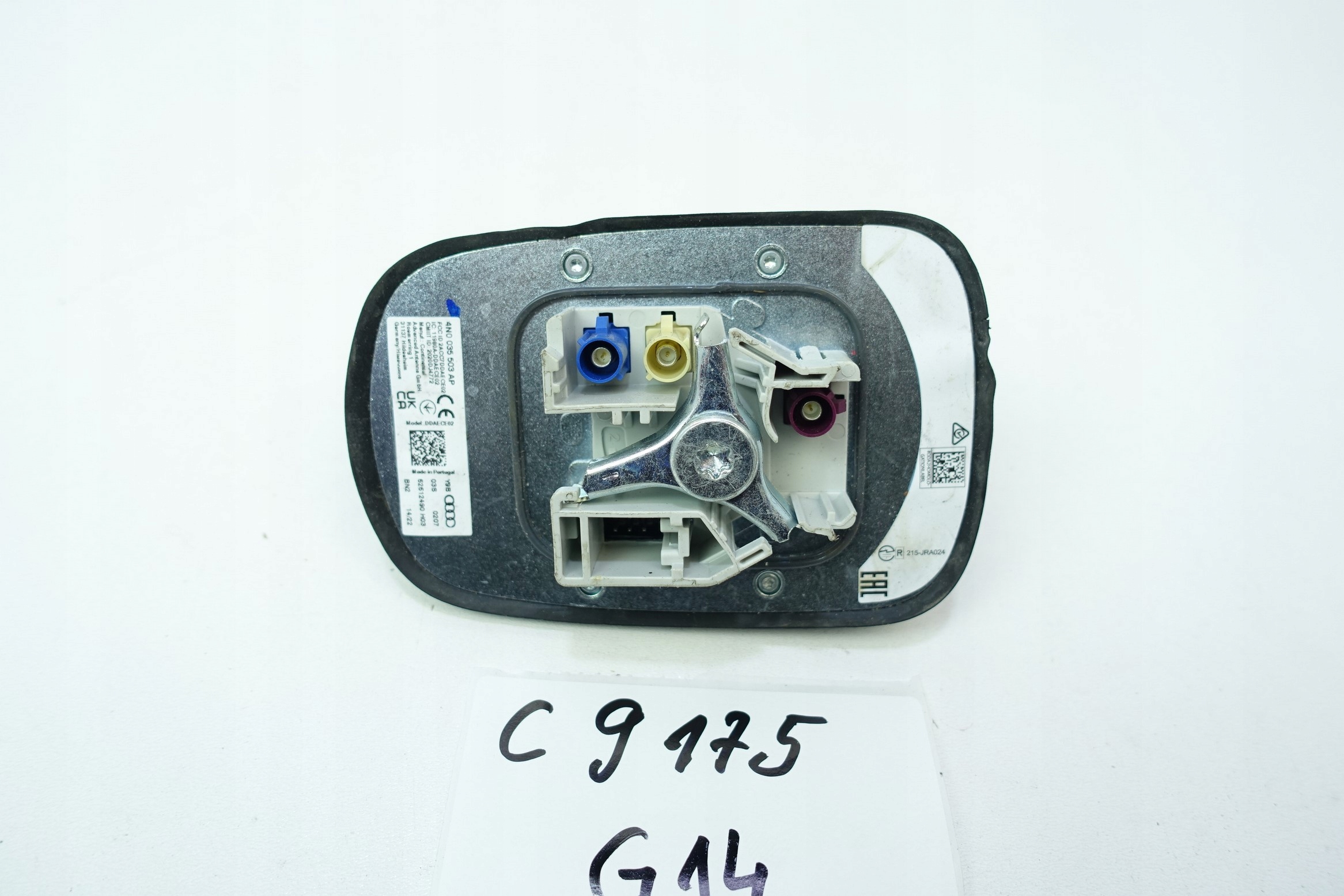 ANTENA dach AUDI A3 A6 A7 A8 4N0035503AP