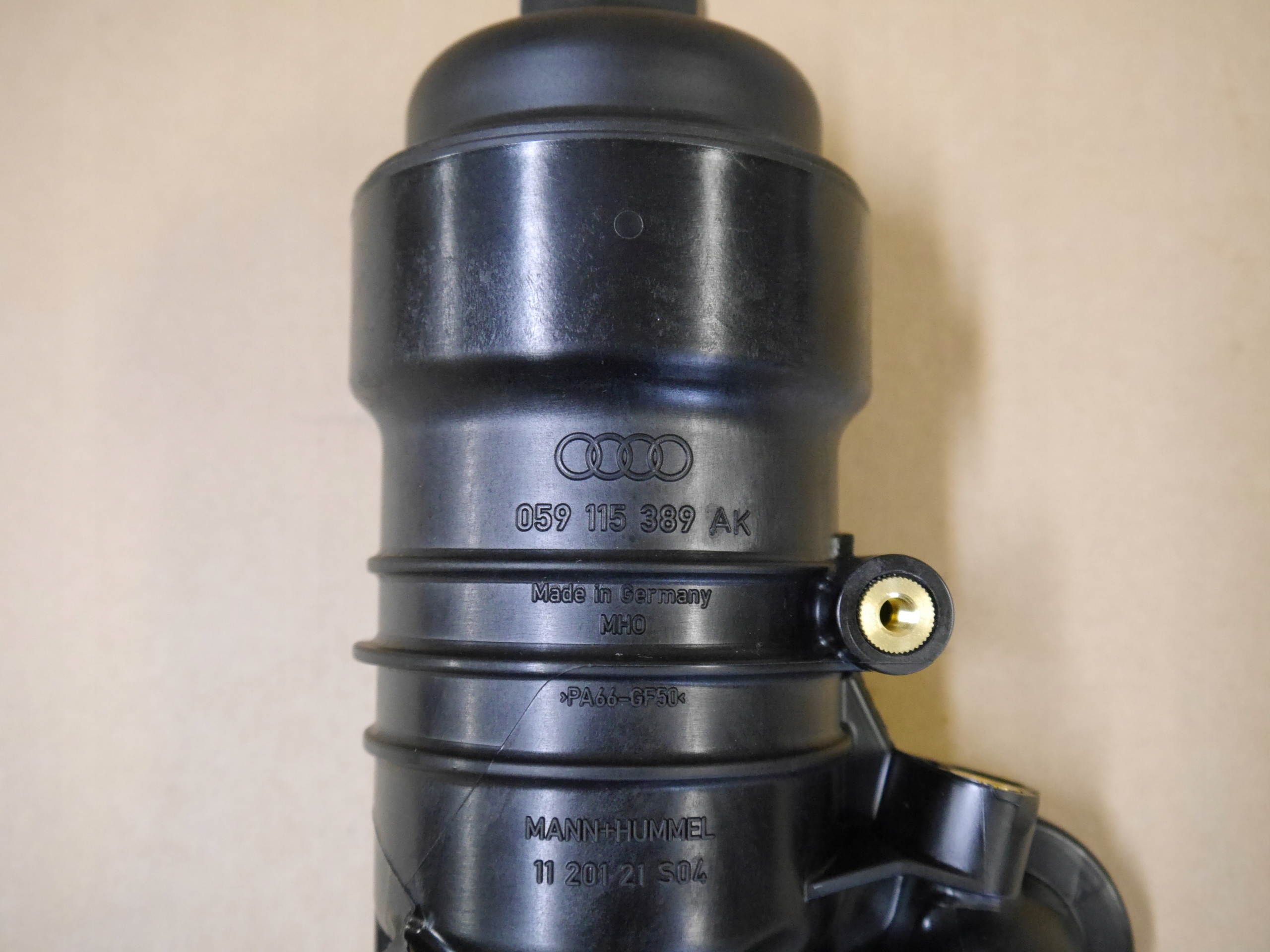 AUDI OBUDOWA FILTRA OLEJU 059115389AK 3 0 TDI Car type Passenger cars