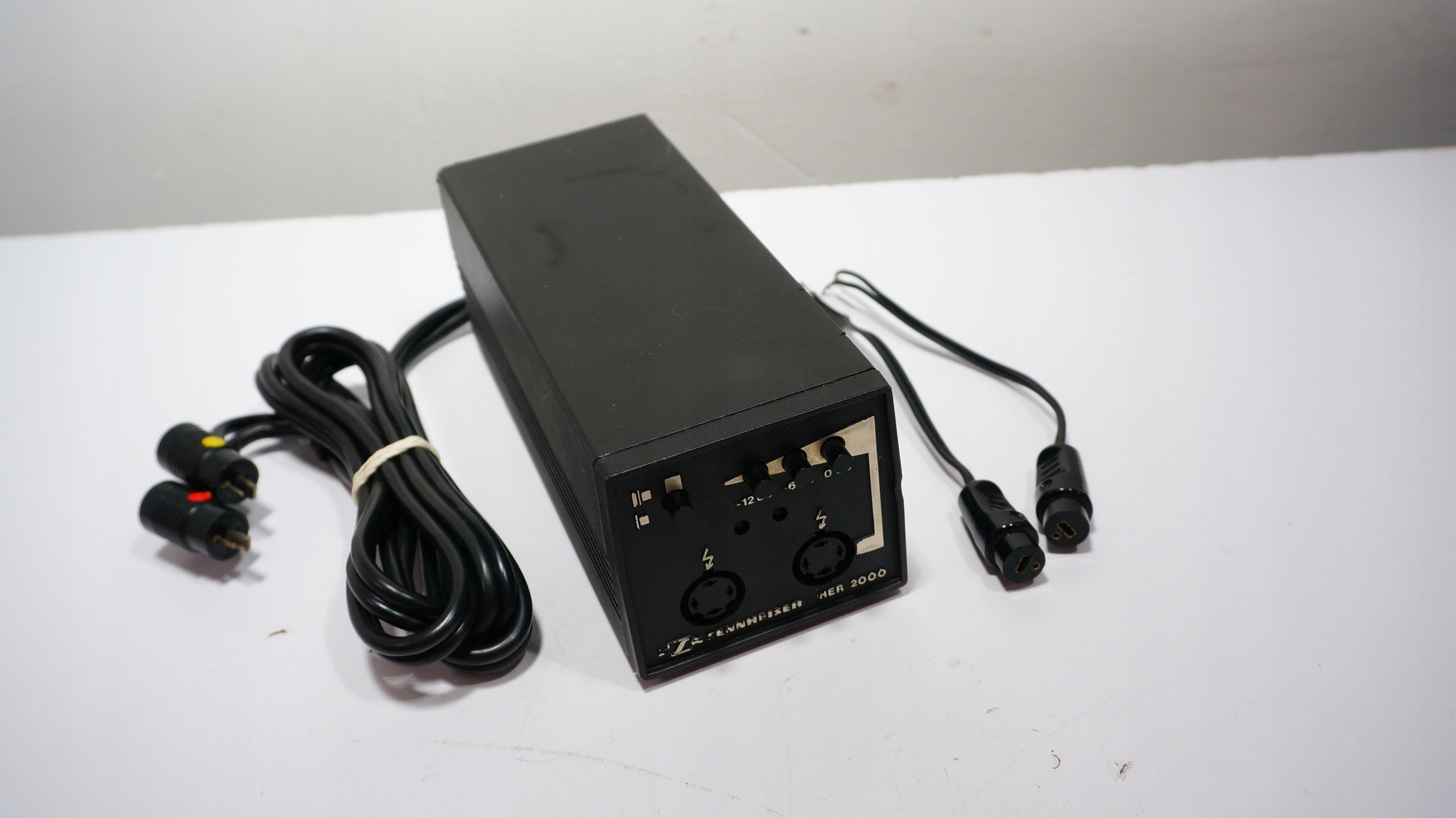 Wzmacniacz słuchawkowy stacjonarny Sennheiser HER 2000