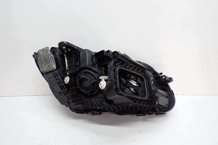 MERCEDES W205 C-class LED PERFORMANCE LIFT 18- reflektor left light left