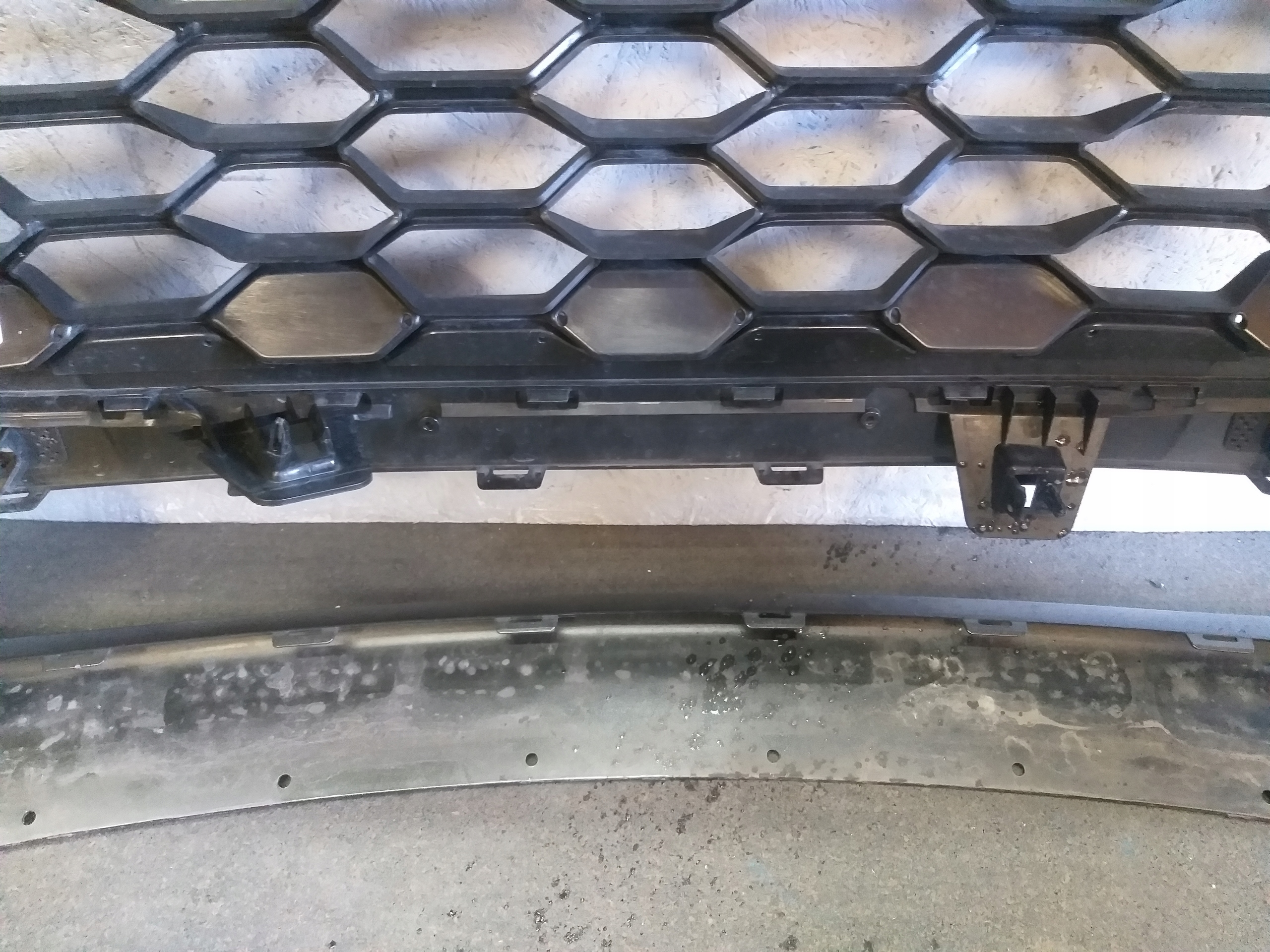 nárazník predok FORD KUGA MK3 ST