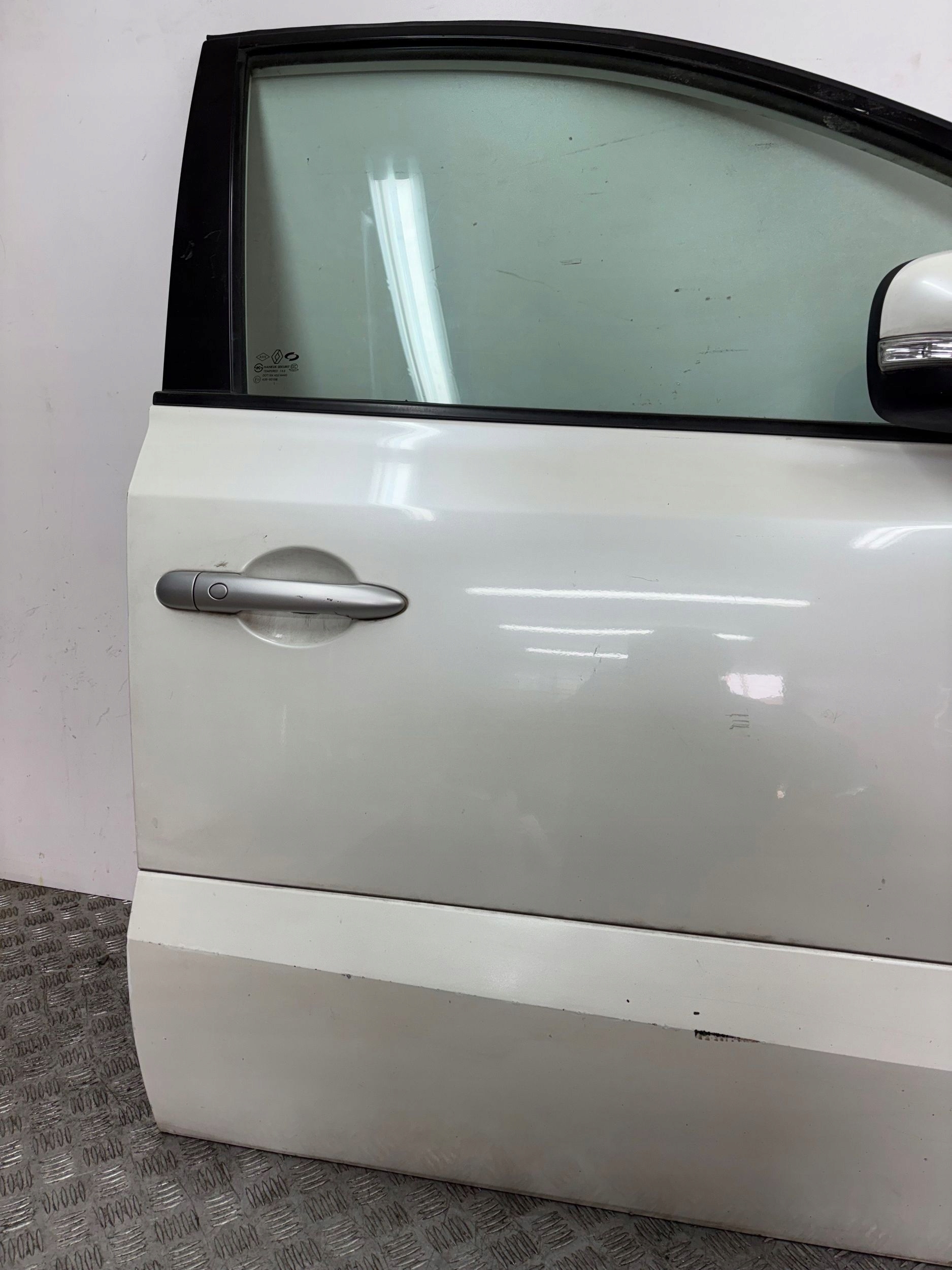 door front front right RENAULT KOLEOS and