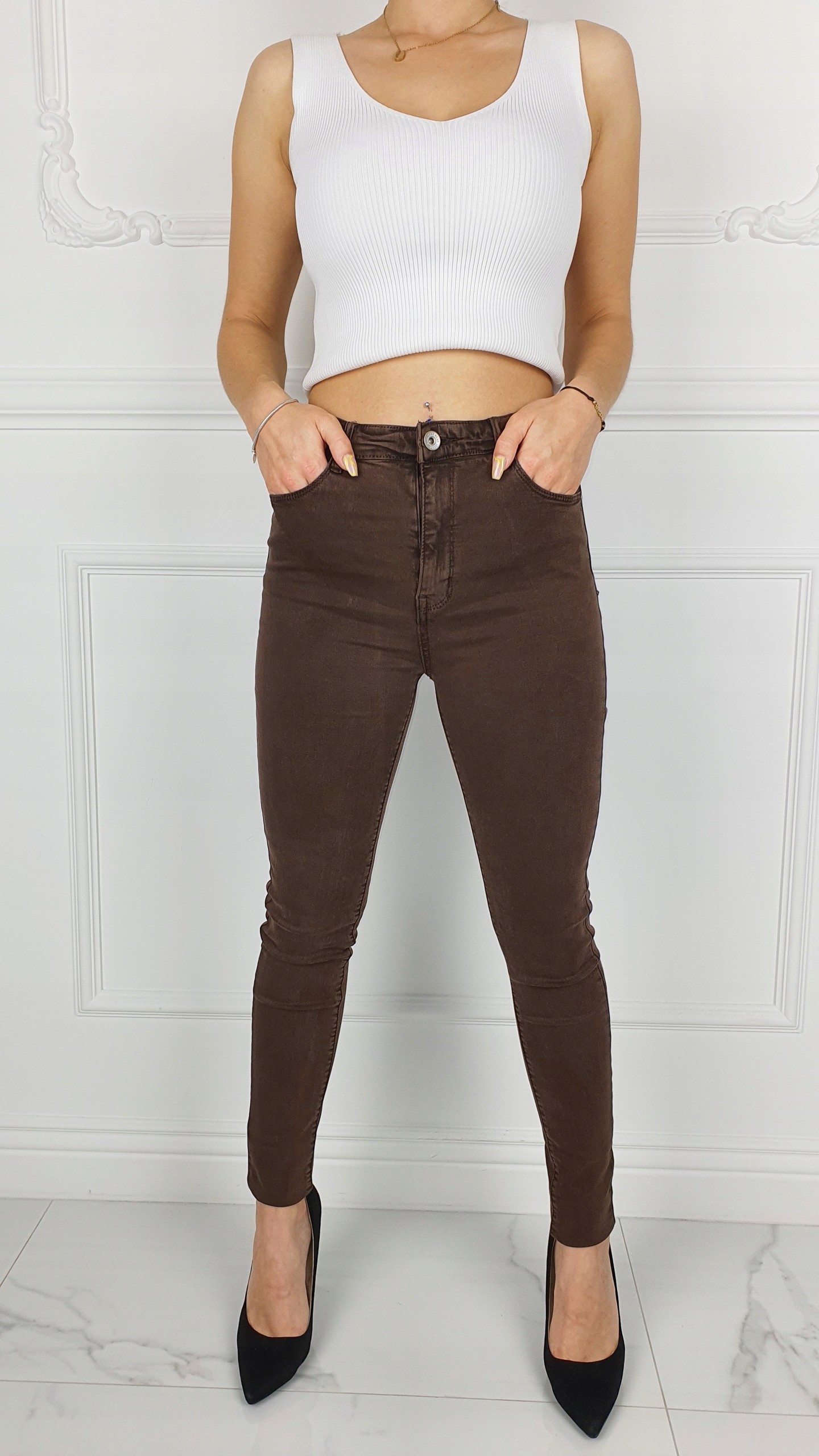 # DAMSKIE SPODNIE JEANSOWE WYSZCZUPLAJĄCE KOLORY # Kolekcja Całoroczna