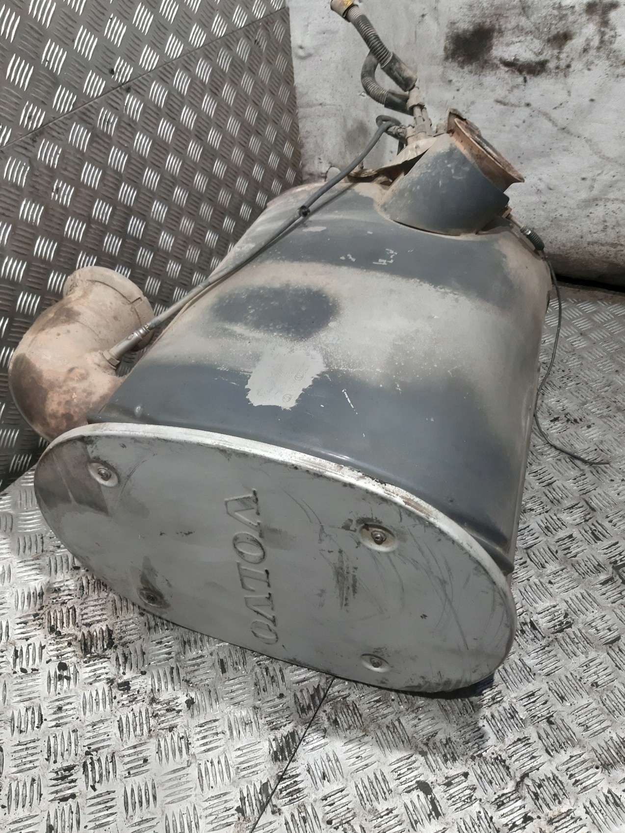 muffler, exhaust catalyst Volvo FE300, 21571606