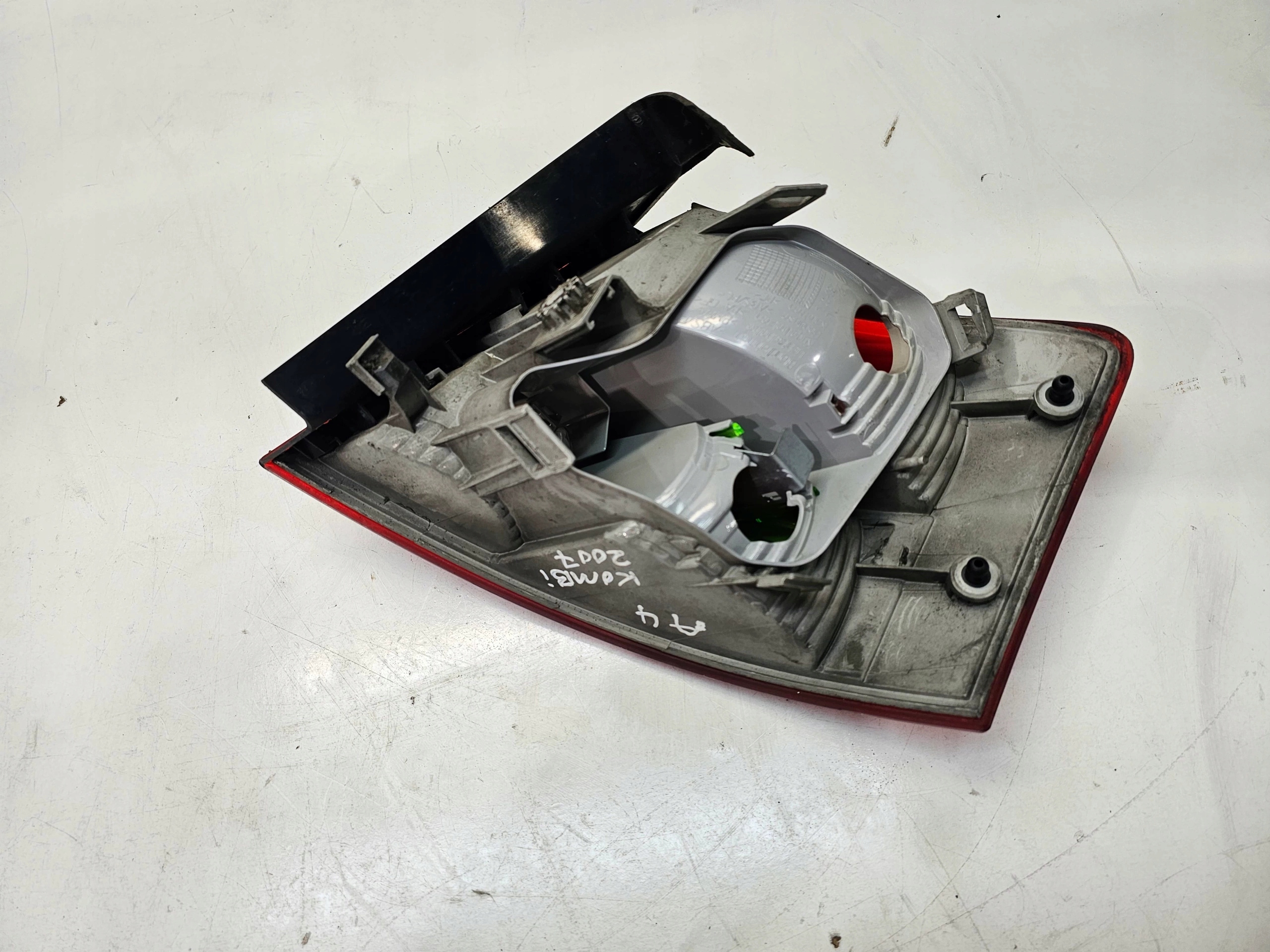 light left rear part W fender AUDI A4 B7 KOMBI AVANT 8E9945095E original