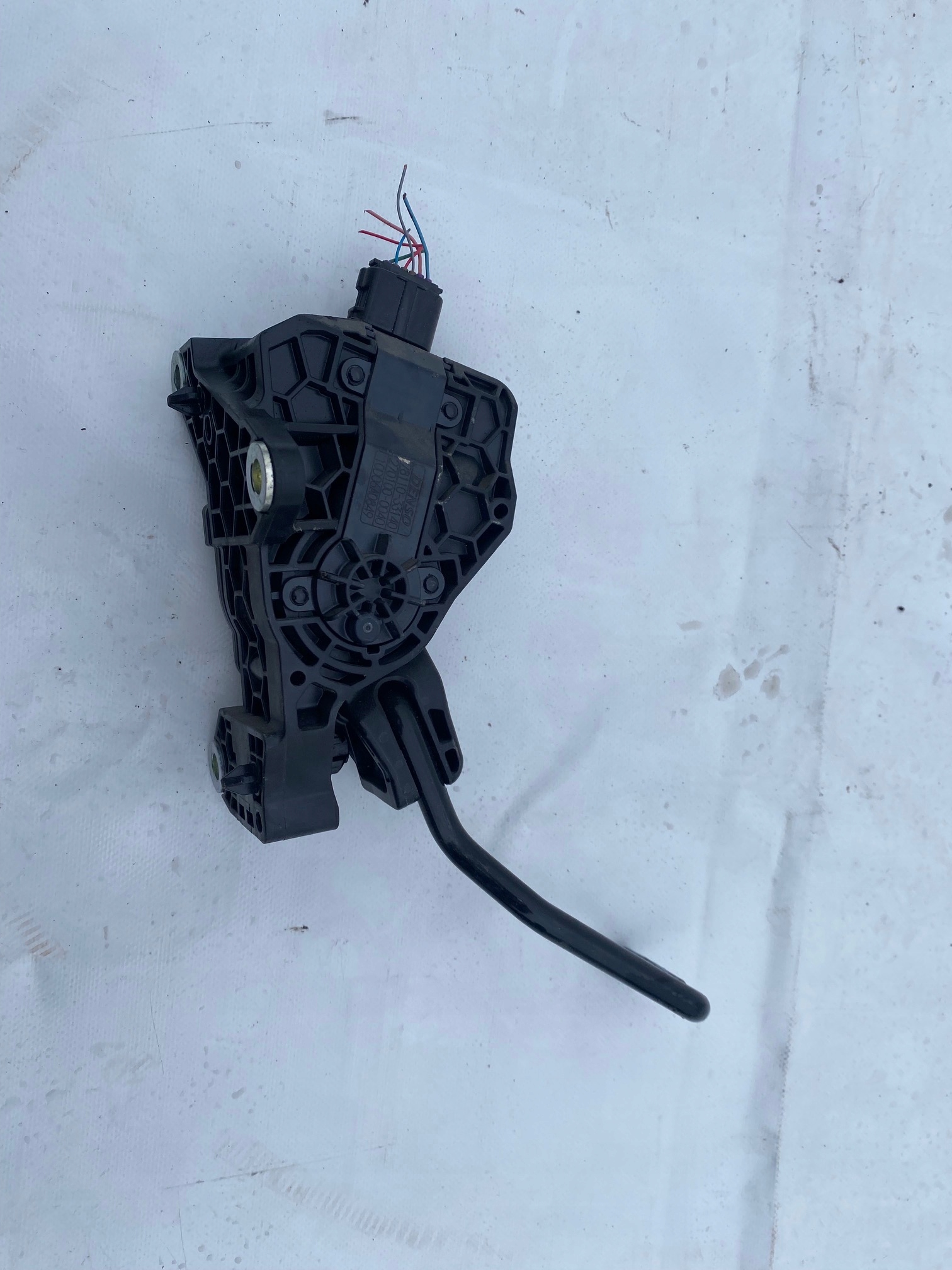 TOYOTA RAV4 V 19- accelerator pedal 78110-33140