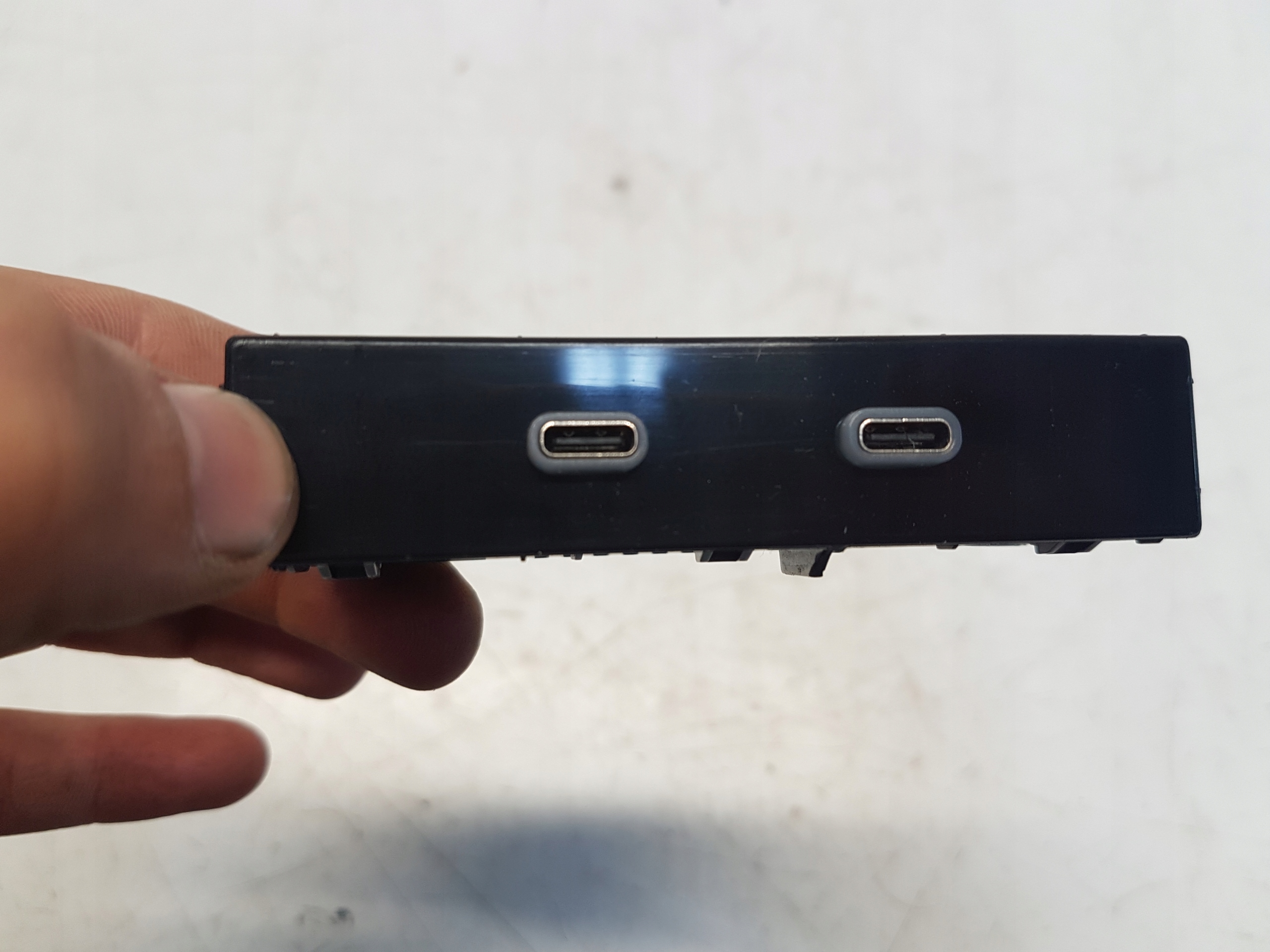 SKODA SCALA modul Adapter, Stecker USB 657035736