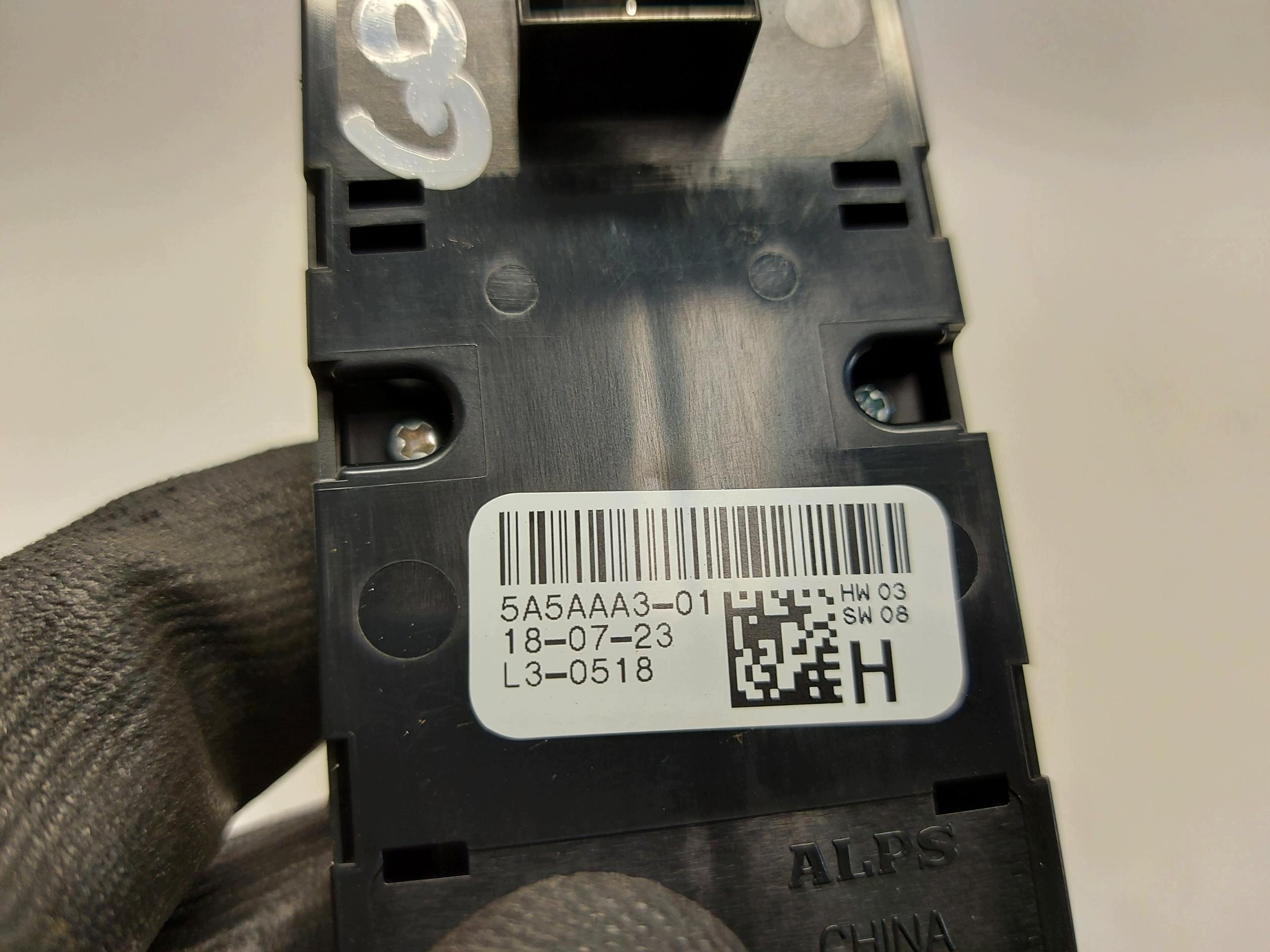 BMW G02 X4 M40i 2023r panel window control switch windows left front