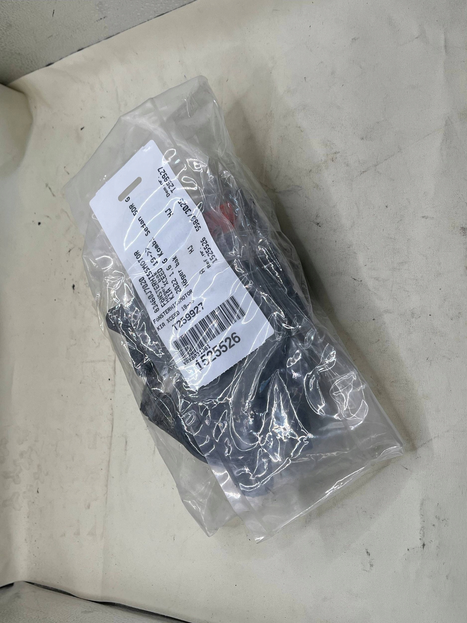 KIA CEED III 2018- 22 mini motor windows front left right 82460-J7010 !J