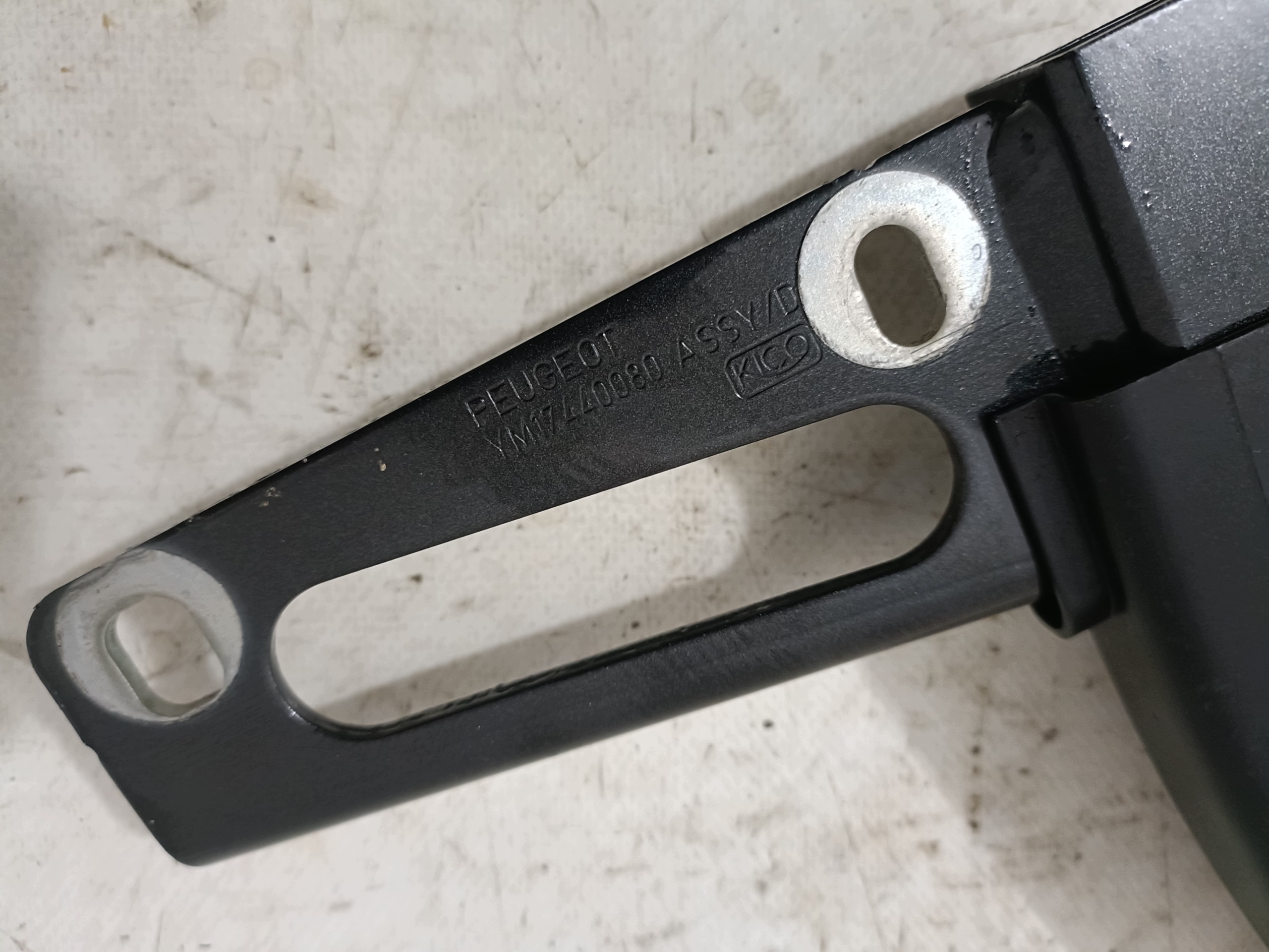 PEUGEOT RCZ hinges bonnet boot right YM17440080