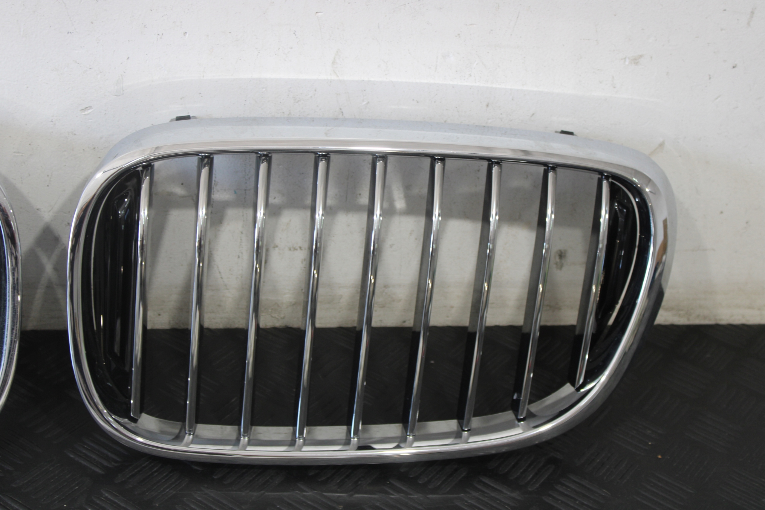 BMW 7 G11 Kühlergrill FRONTGRILL Kühlergitter 7369904 - Thumbnail 3