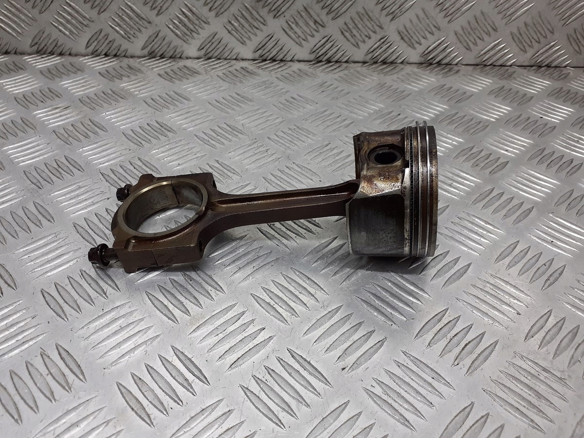 ПОРШЕНЬ ШАТУН FORD MONDEO MK3 1.8 16V