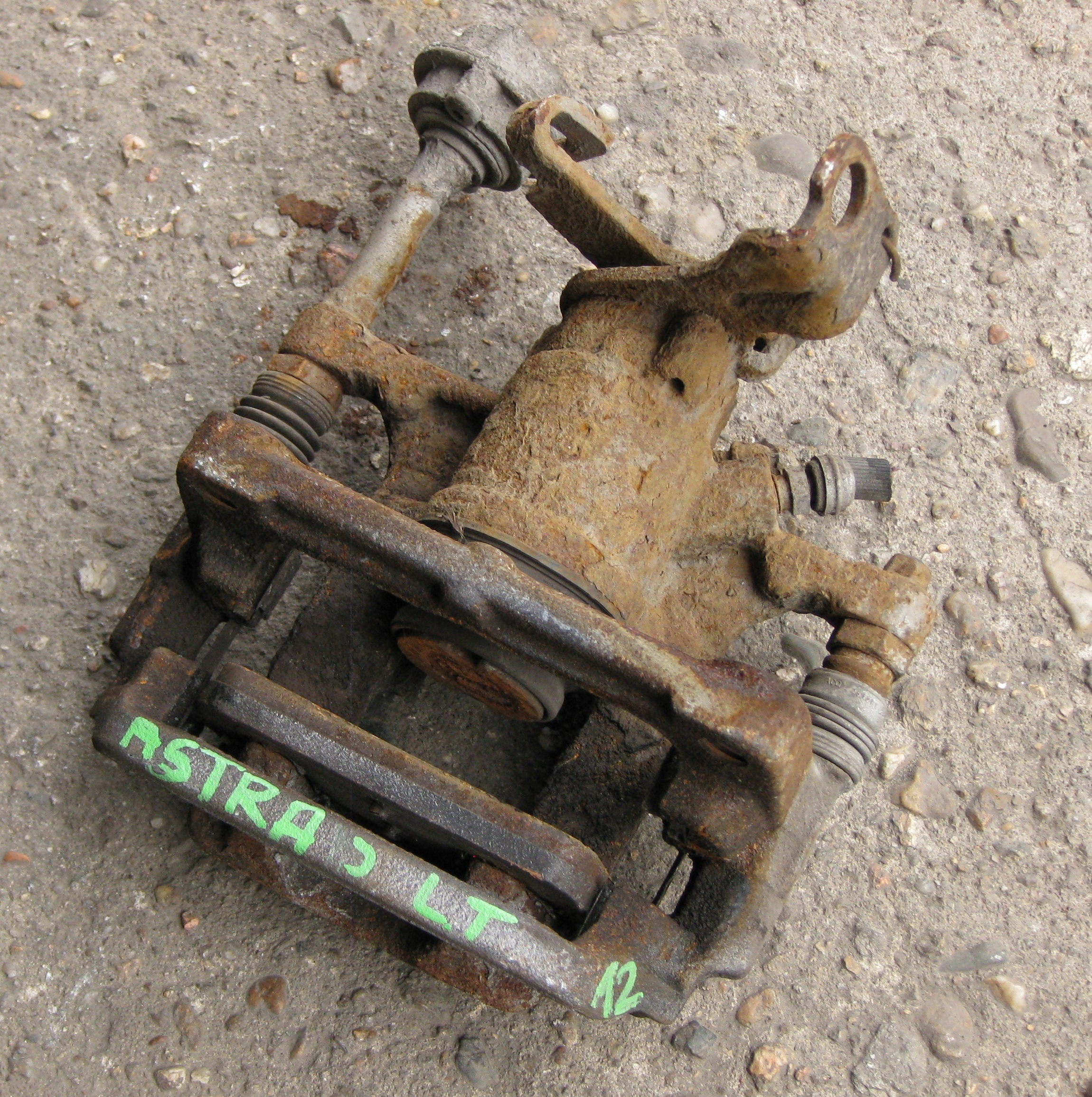 OPEL ASTRA J HB 1.7 CDTI 12R caliper brake left rear part